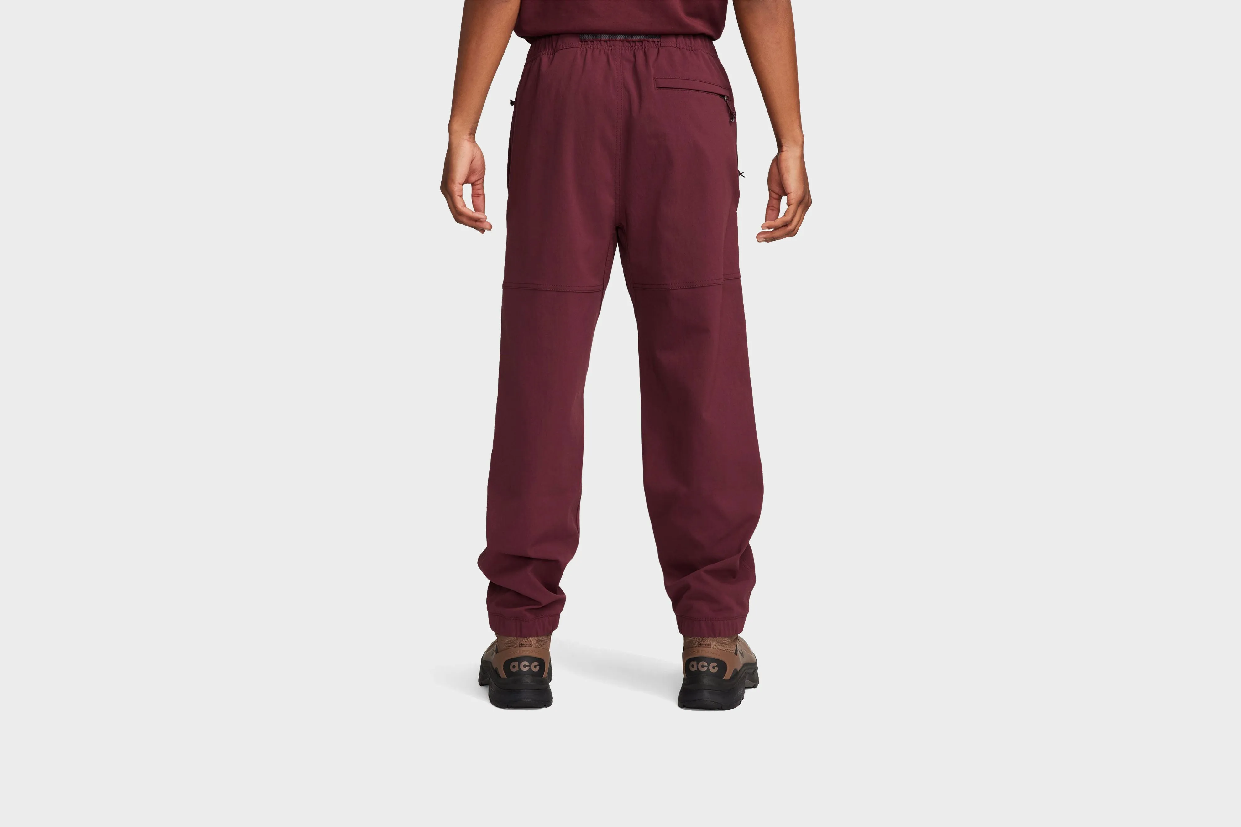 Craft Edge Still Glow Nike ACG Men's Trail Pants (Night Maroon/Deep Jungle/Summit White)