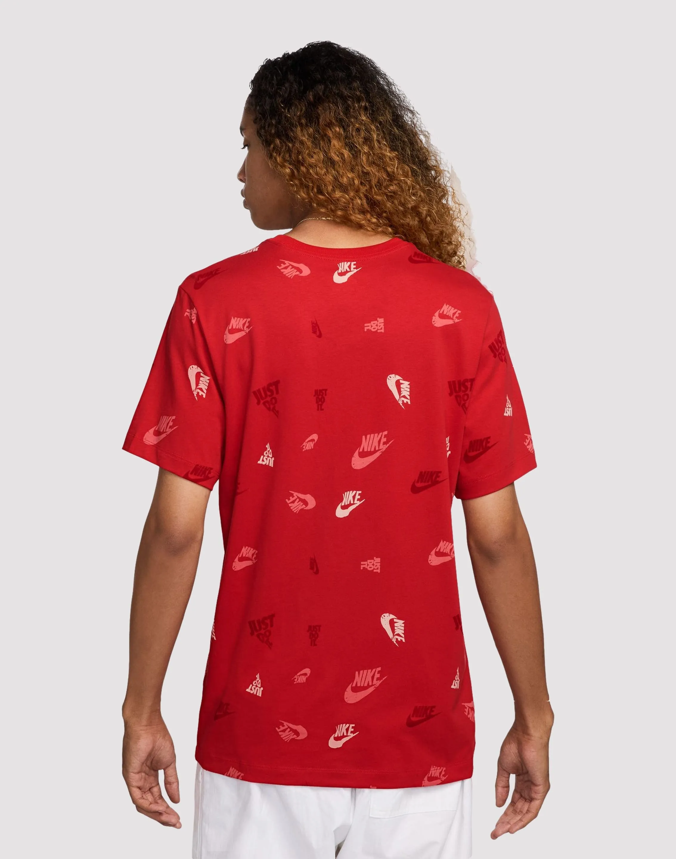 Nike Sportswear Tee MachineWashable Fabric Quiet Charm