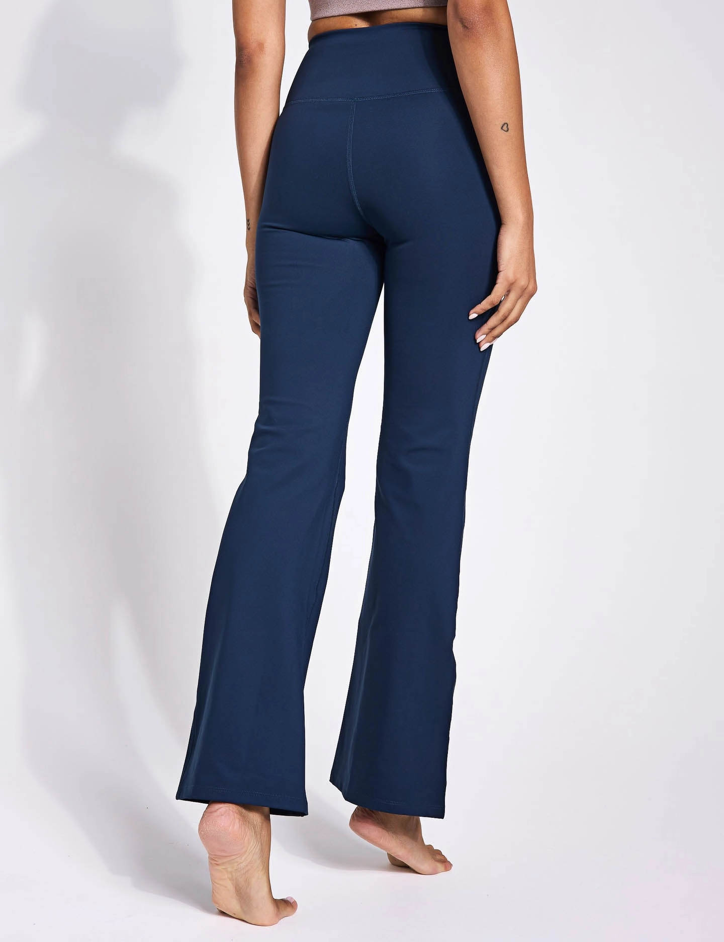 Compressive Flare Legging - Midnight Flexible Wear Park Run