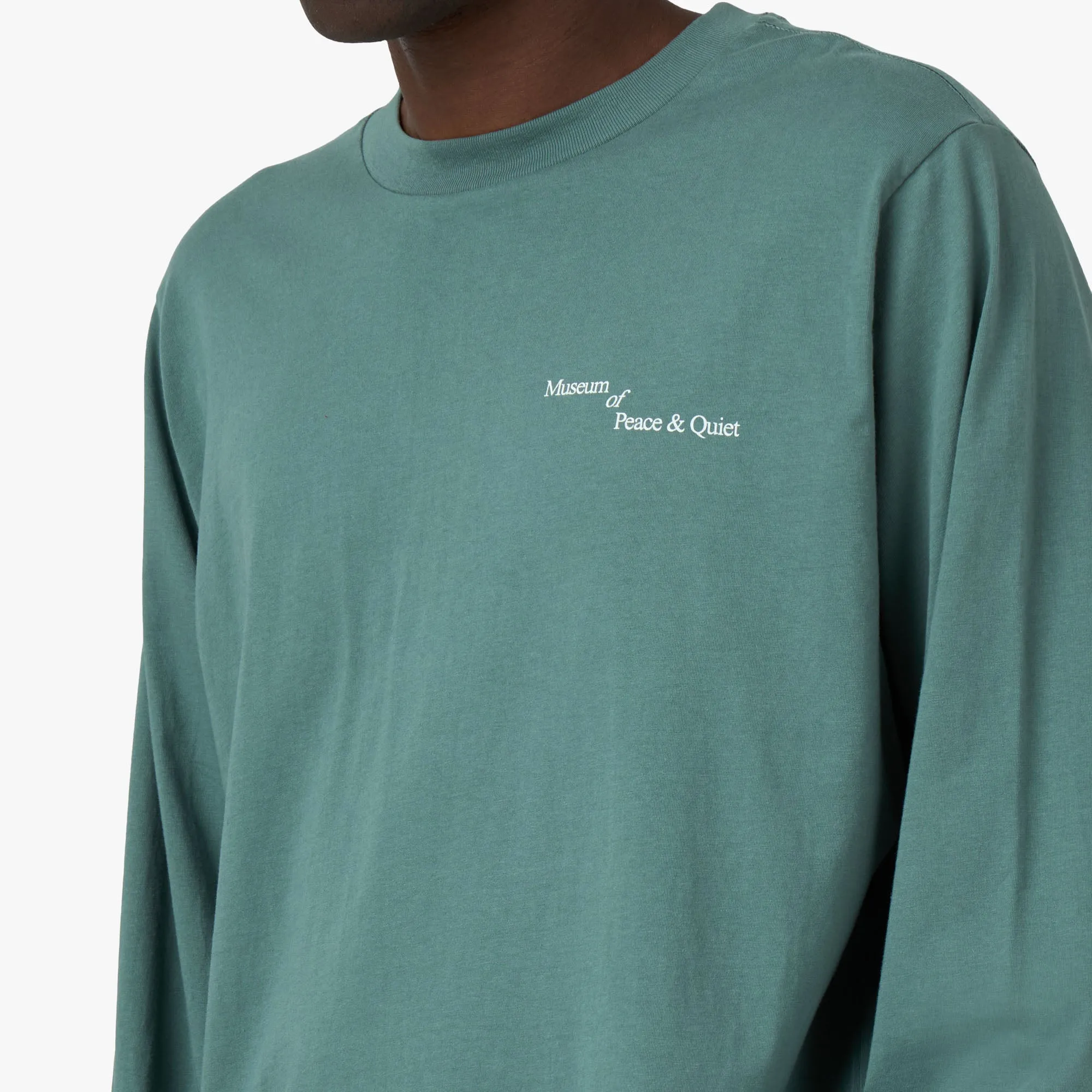 Date night Museum of Peace & Quiet Italic Long Sleeve Shirt / Fern