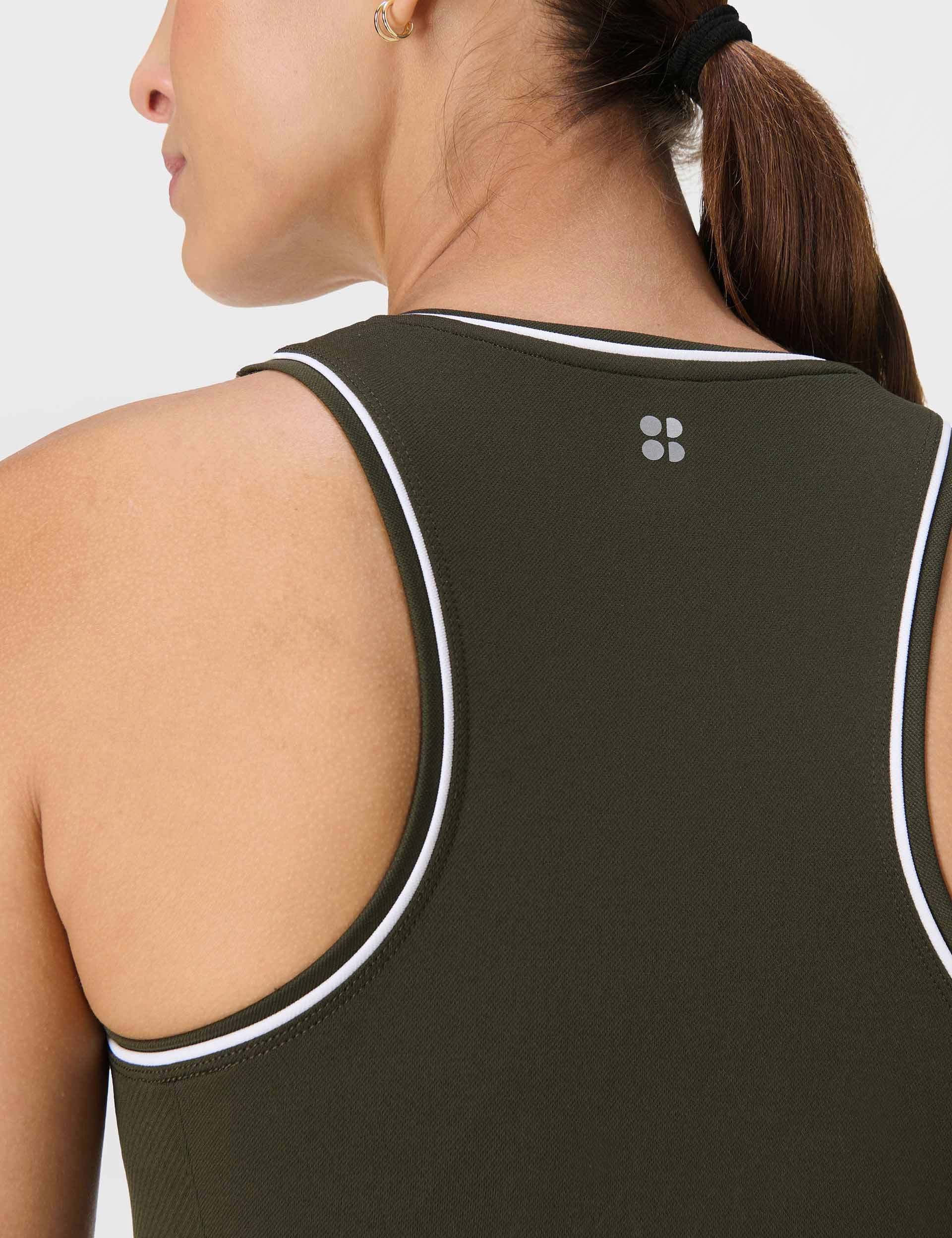 Athlete Crop Seamless Workout Vest - Nori Green Quick Wash Illuminated