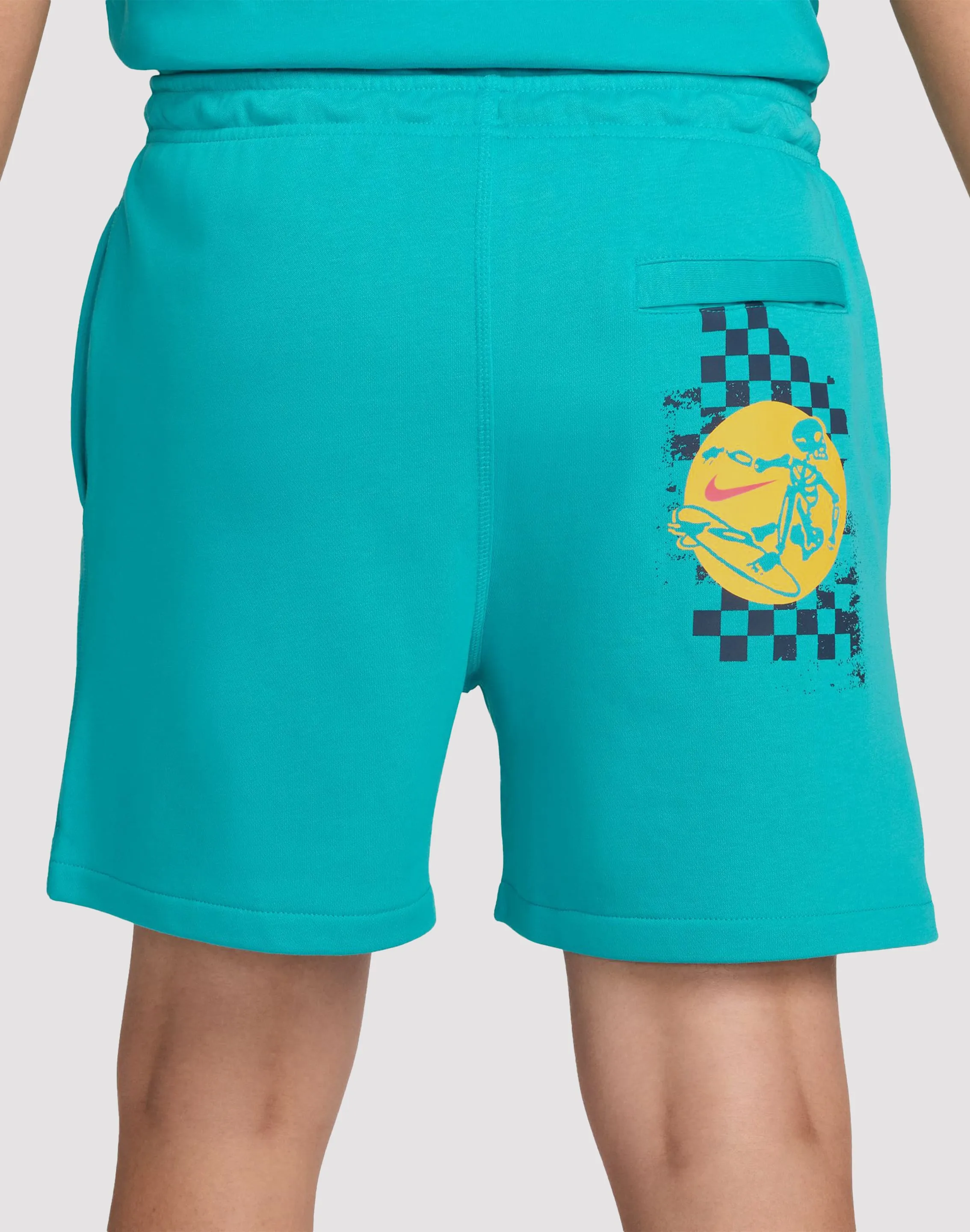 Nike Club French Terry Flow Shorts RollUp Sleeves
