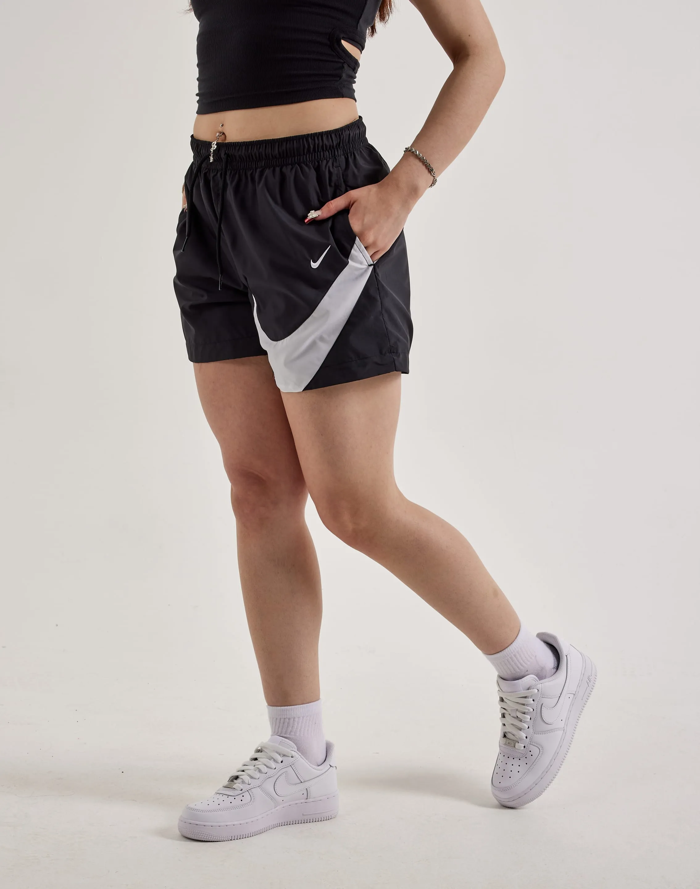 QuickReleaseFastenings Nike Mid-Rise Woven Logo Shorts