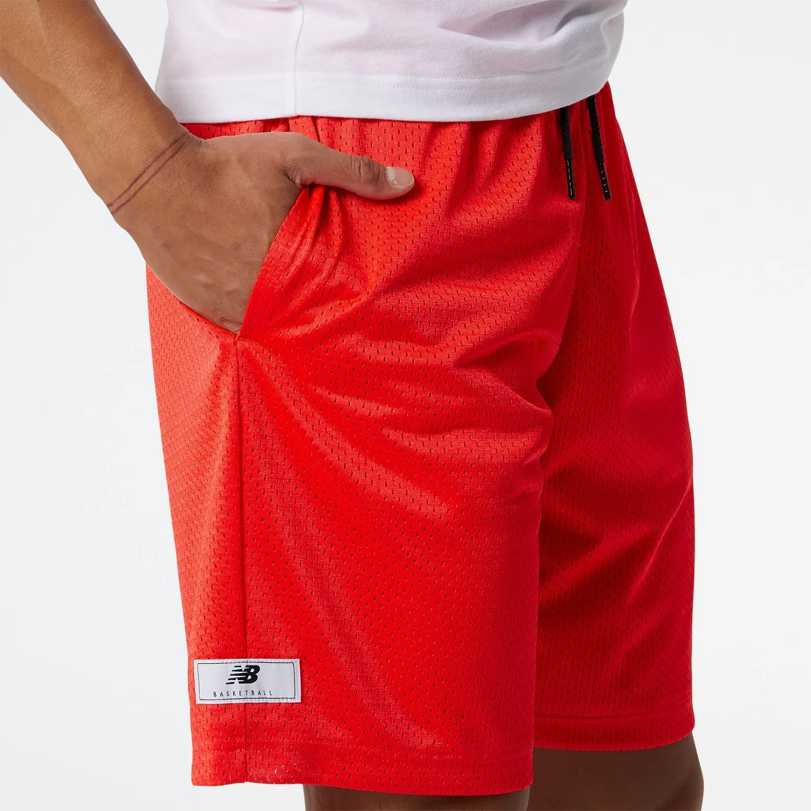 NB Essential BBall Short - energy red StretchFree SoftTouch