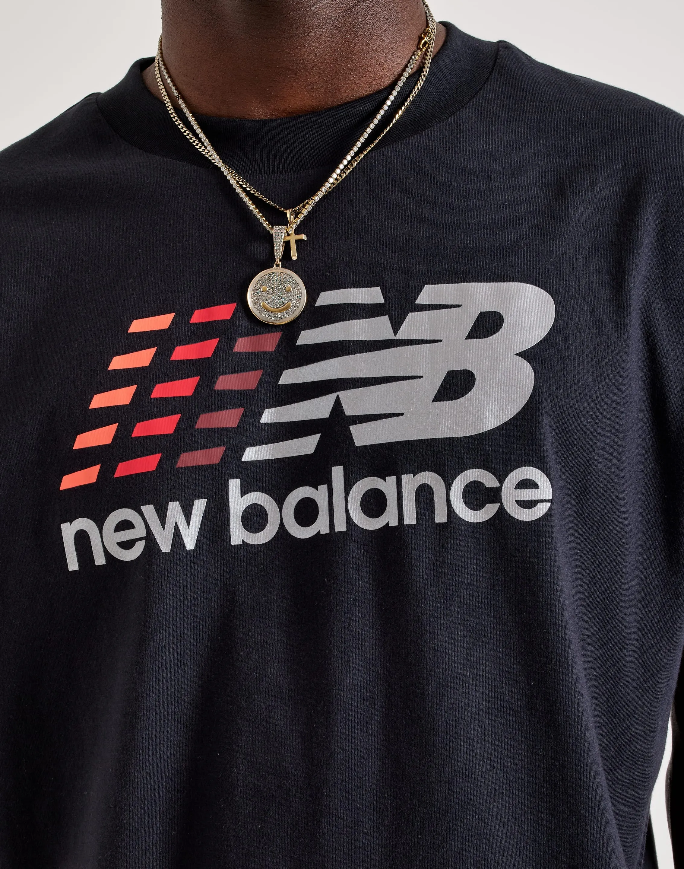 TaglessCollar New Balance Linear Logo Tee