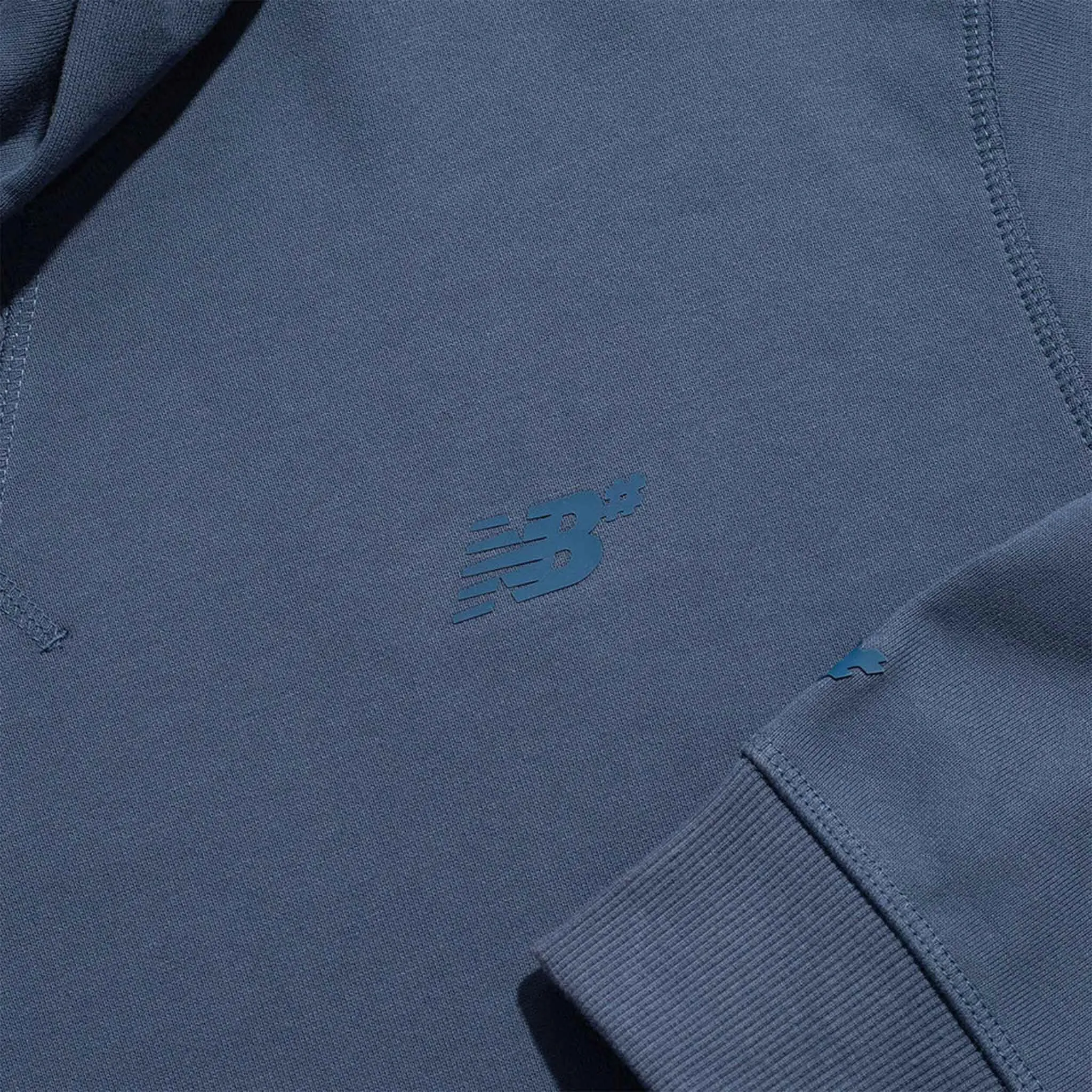 Soft Texture Coffee Run New Balance - Numeric French Terry Hoodie Vintage Indigo