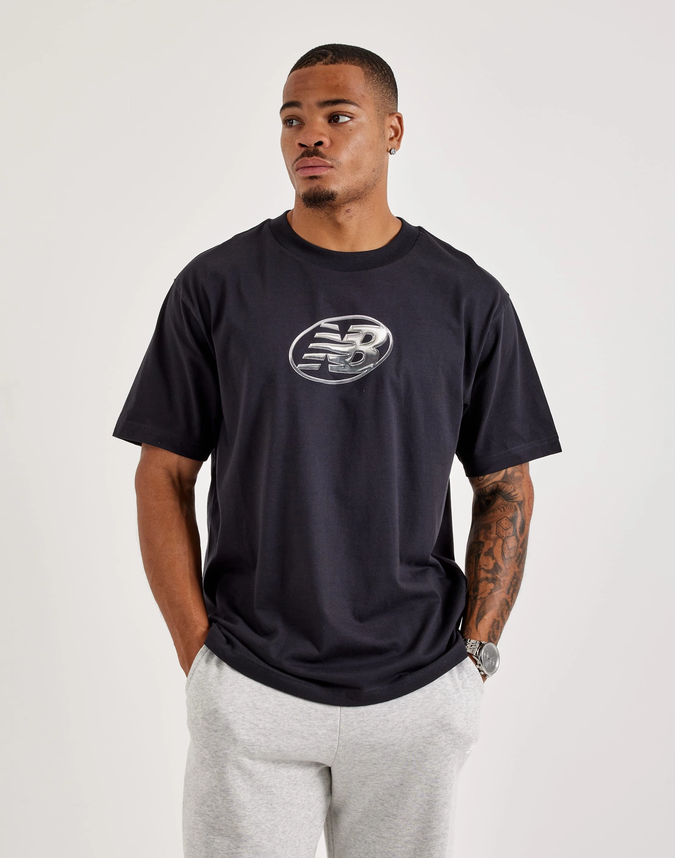 Story Mood Retro cool New Balance Chrome Logo Tee