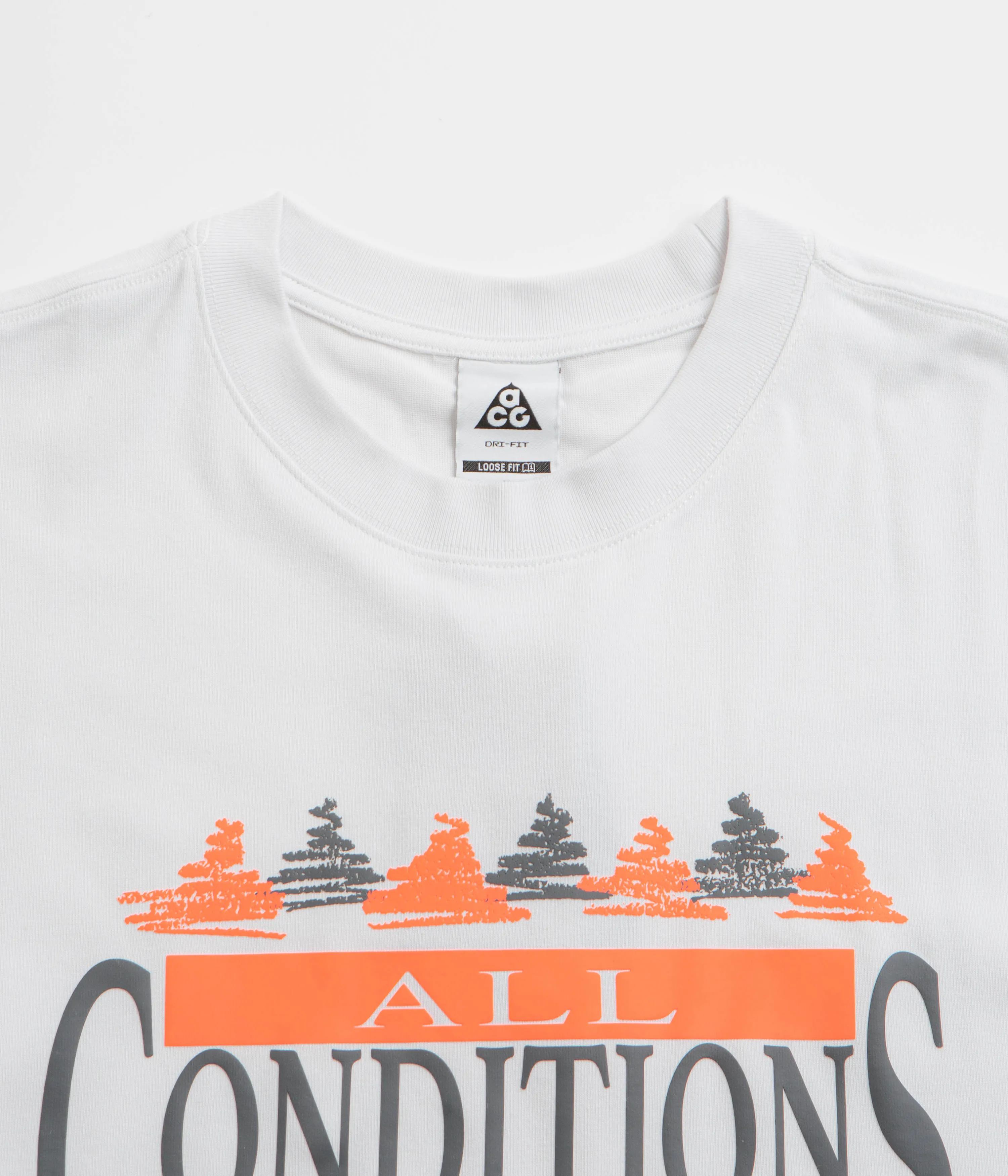 Camping site Nike ACG Frontier T-Shirt - Summit White