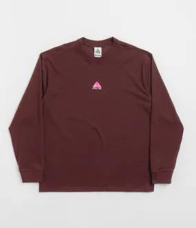 Asymmetrical hem college event Nike ACG Lungs Long Sleeve T-Shirt - Burgundy Crush