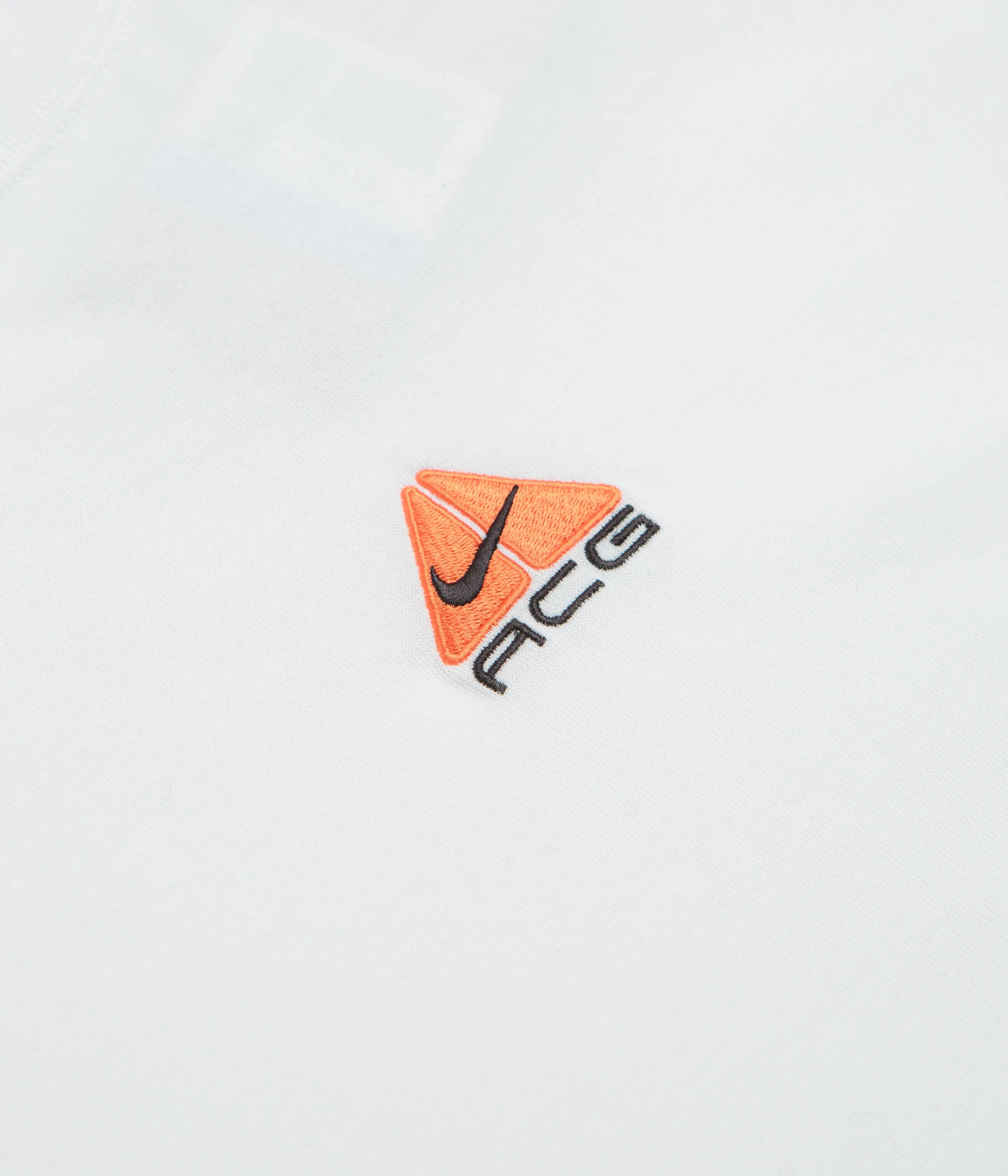 Plain shirt silhouette Nike ACG Lungs Long Sleeve T-Shirt - Summit White