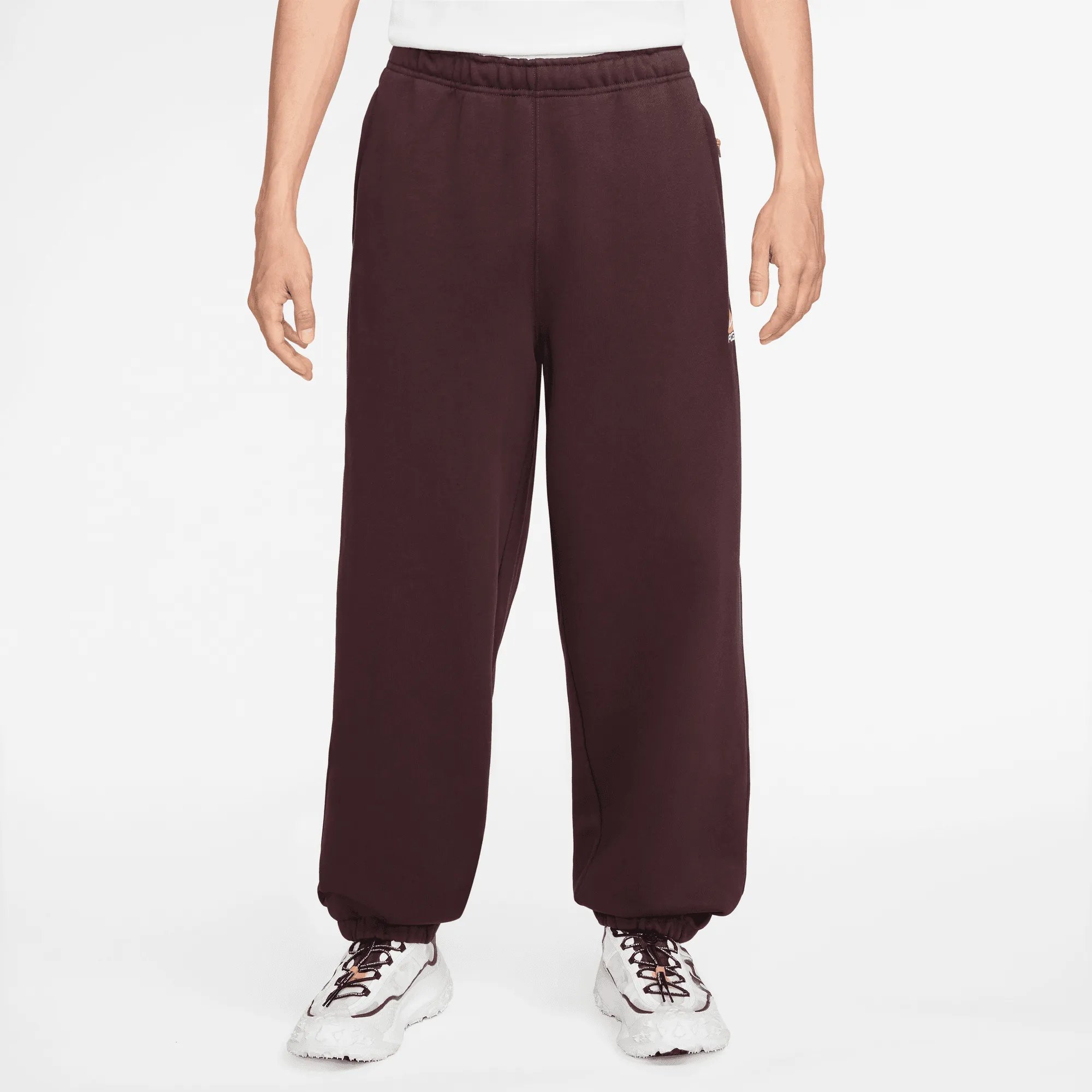 NIKE ACG THERMA-FIT REPEL TUFF LUNGS FLEECE PANT- BURGUNDY CRUSH AdaptiveFit StaticResistantLining