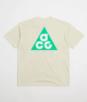 Nike ACG Tri Logo T-Shirt - Light Khaki Spring Wear