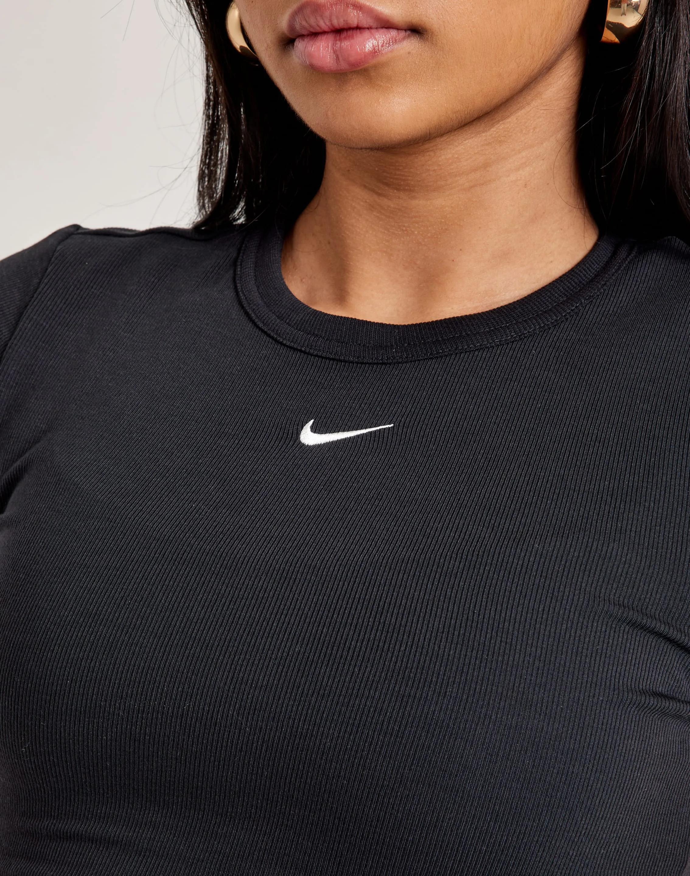 Nike Chill Knit Ribbed Tee Low Care