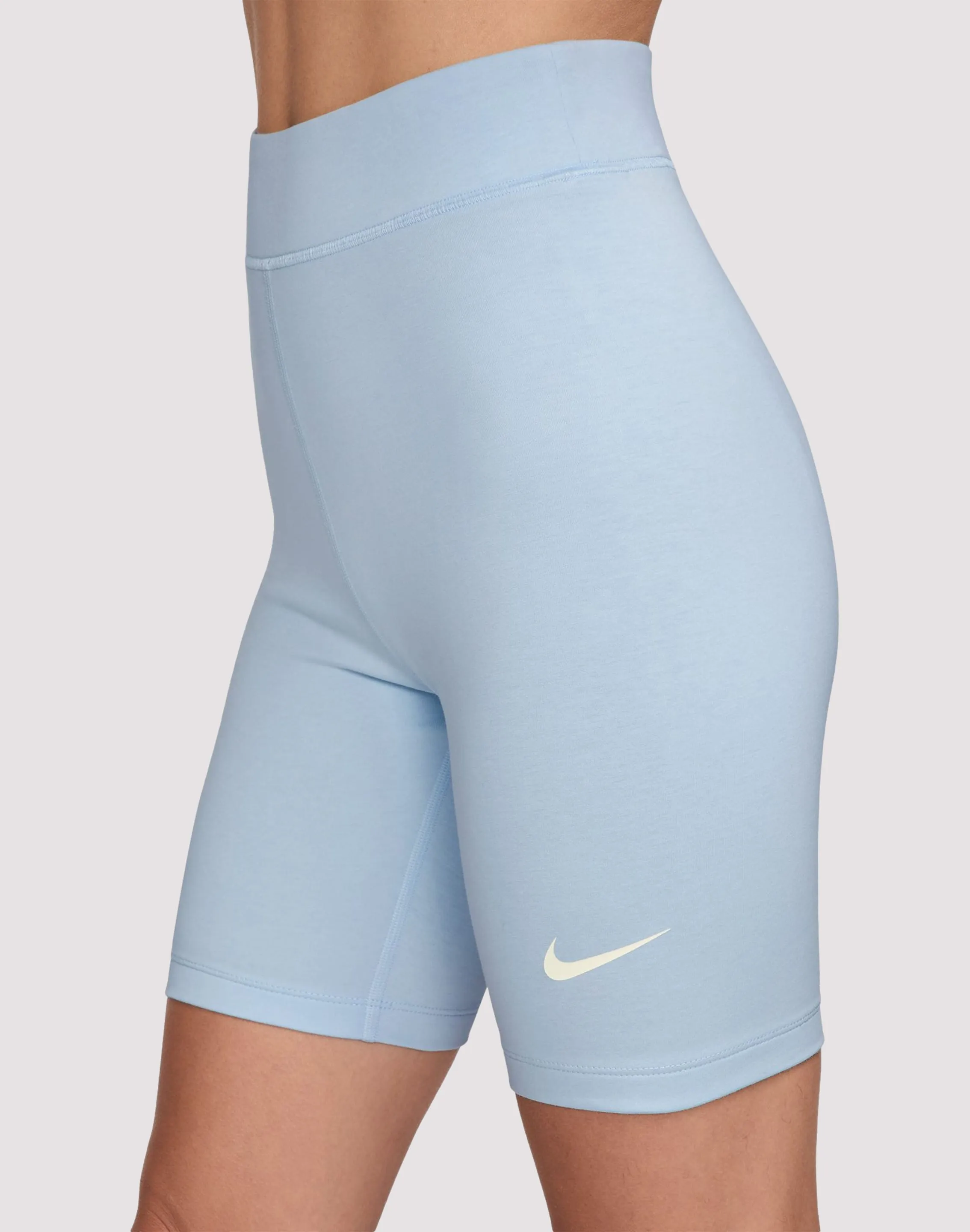 Nike Classic High-Waisted Biker Shorts Fall Mood Organic Ease