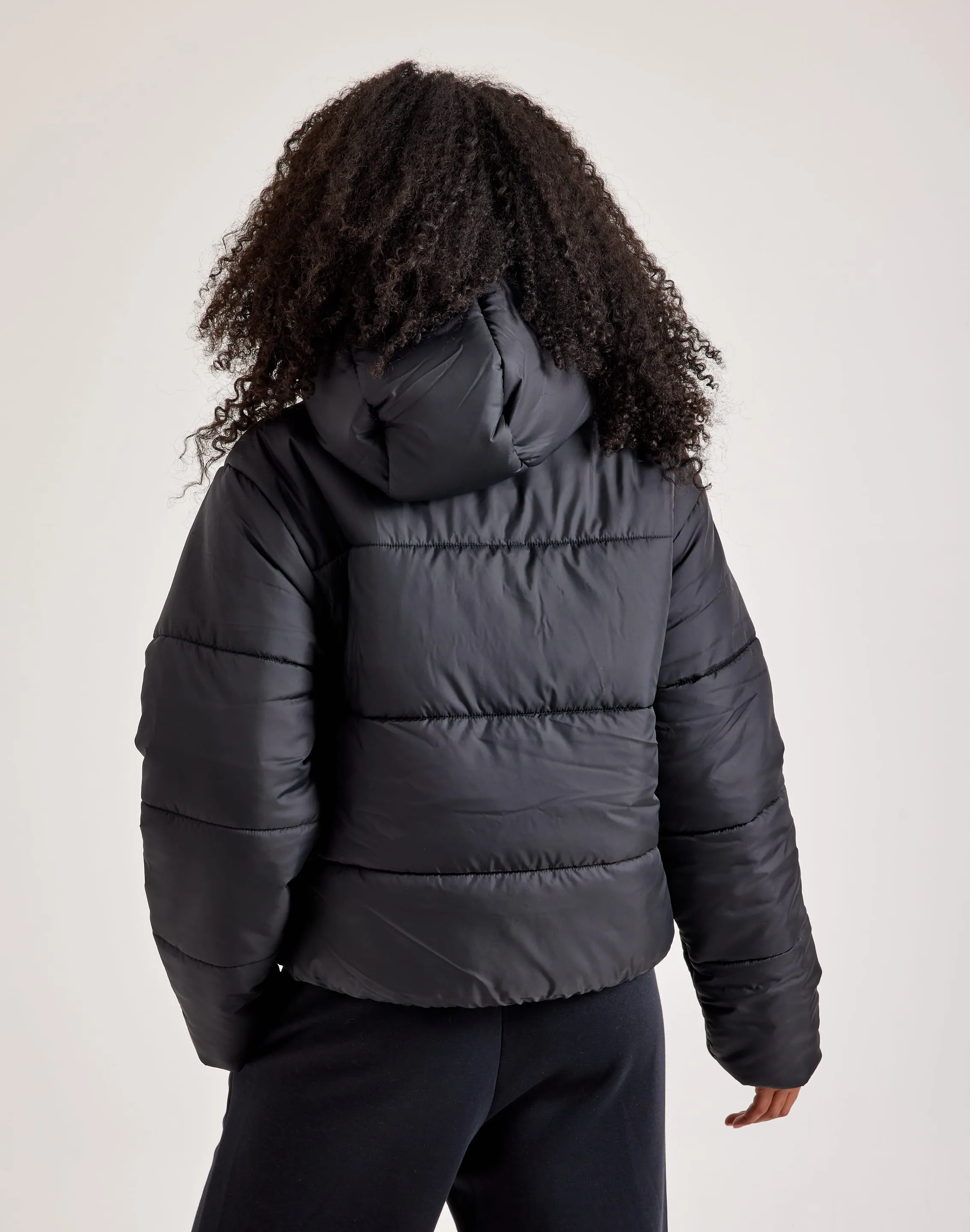 Tailored Fit AntiPilling Surface Nike Classic Puffer Jacket