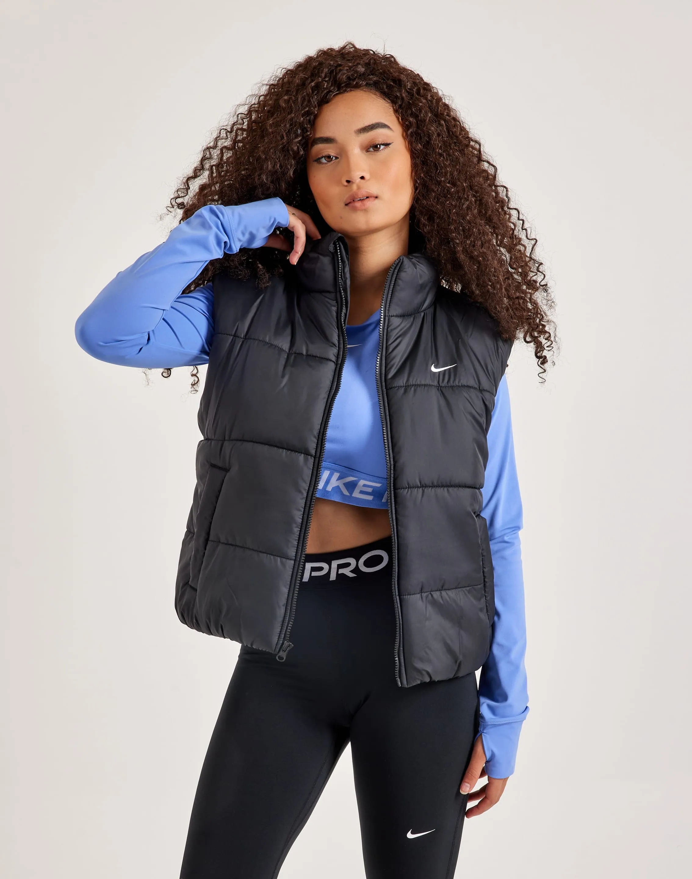 WrinkleResistantFabric Nike Classic Puffer Therma-FIT Vest