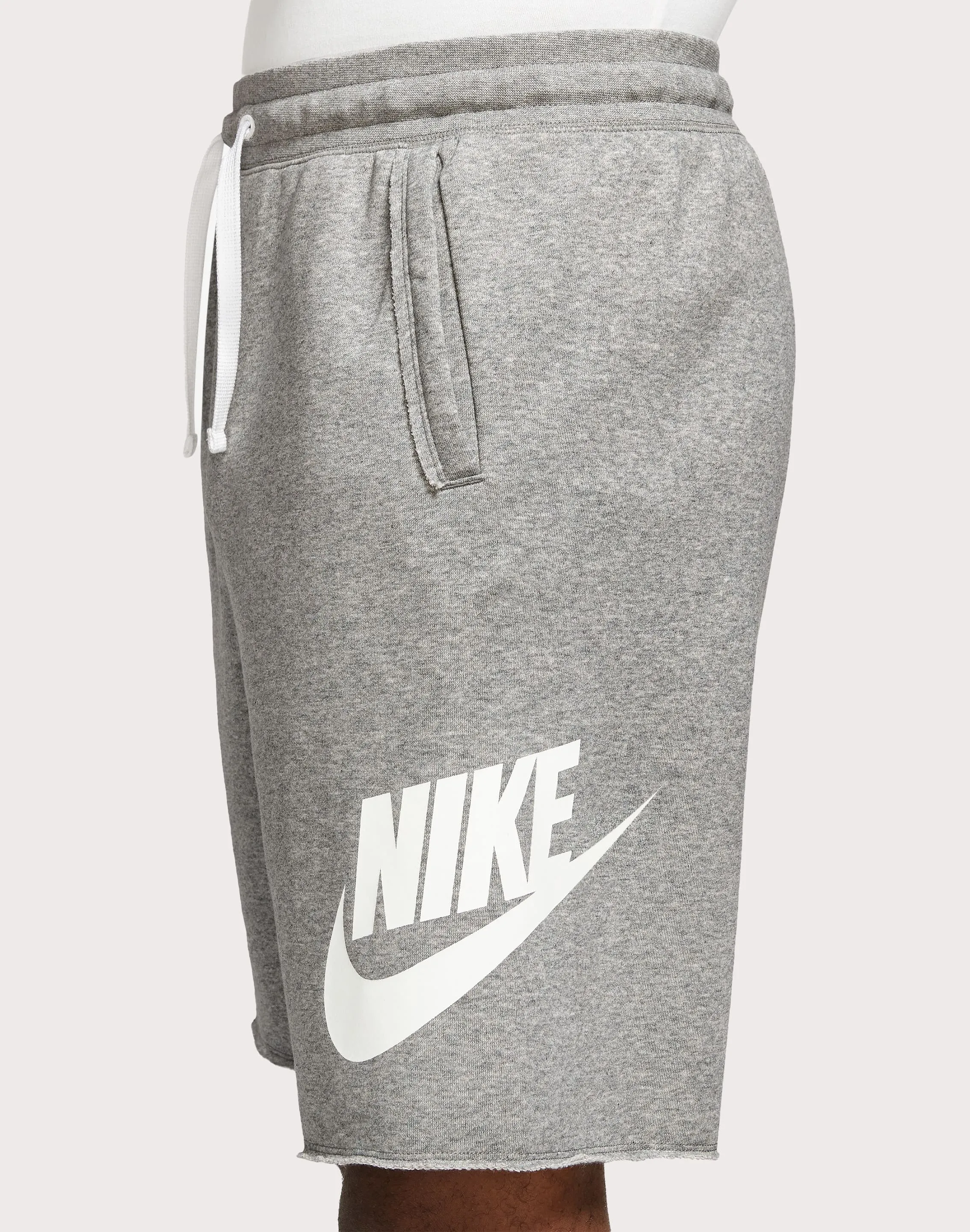 Nike Club Alumni French Terry Shorts Windproof Outer Layer QuickRelease Closure