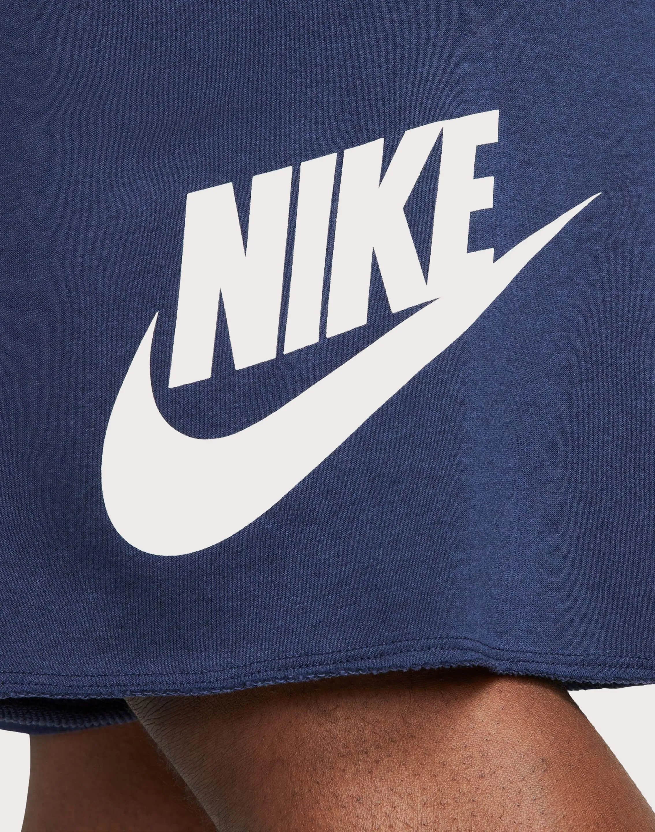 Nike Club Alumni French Terry Shorts FrictionResistantEdges