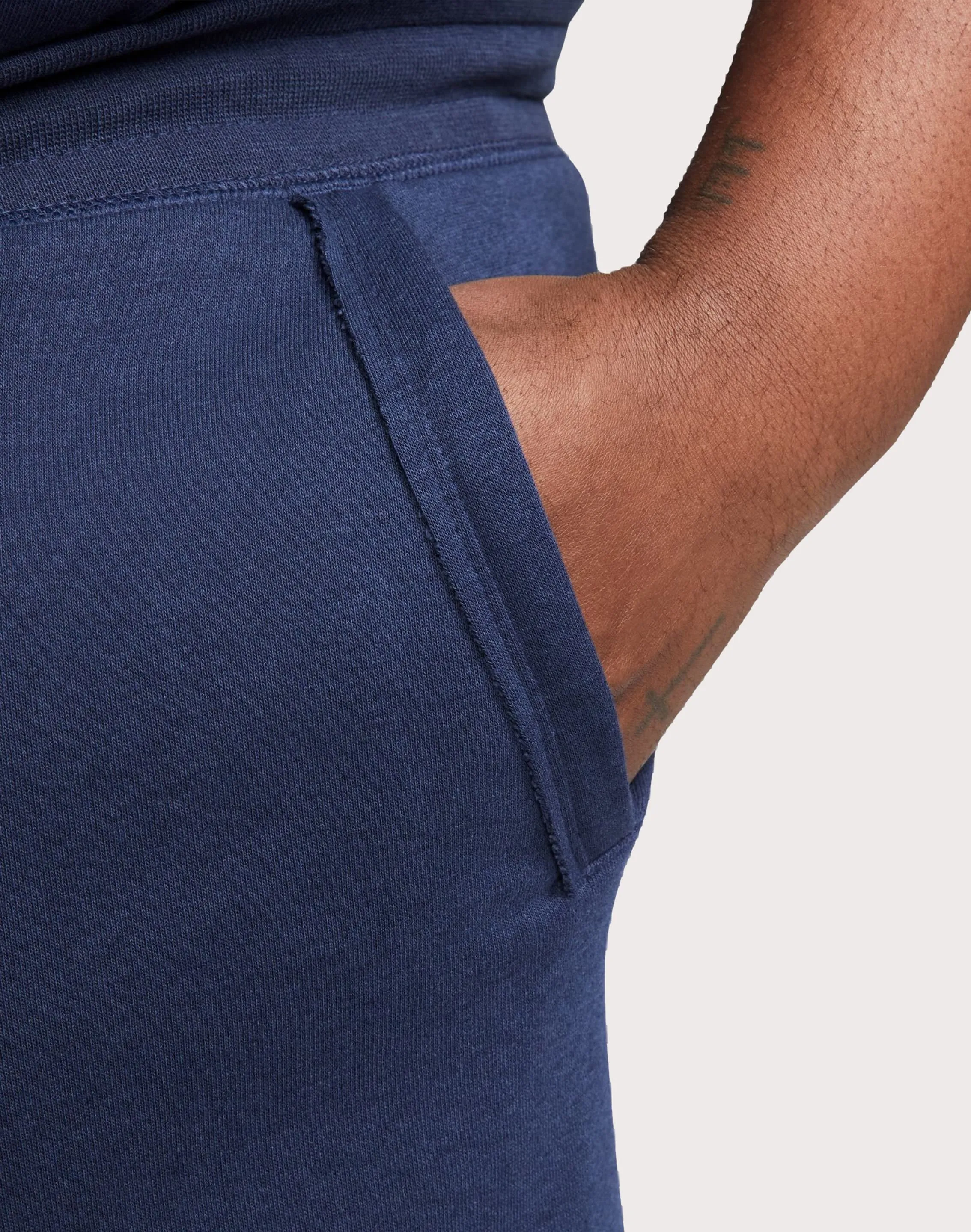 HypoallergenicFabric Nike Club Alumni French Terry Shorts