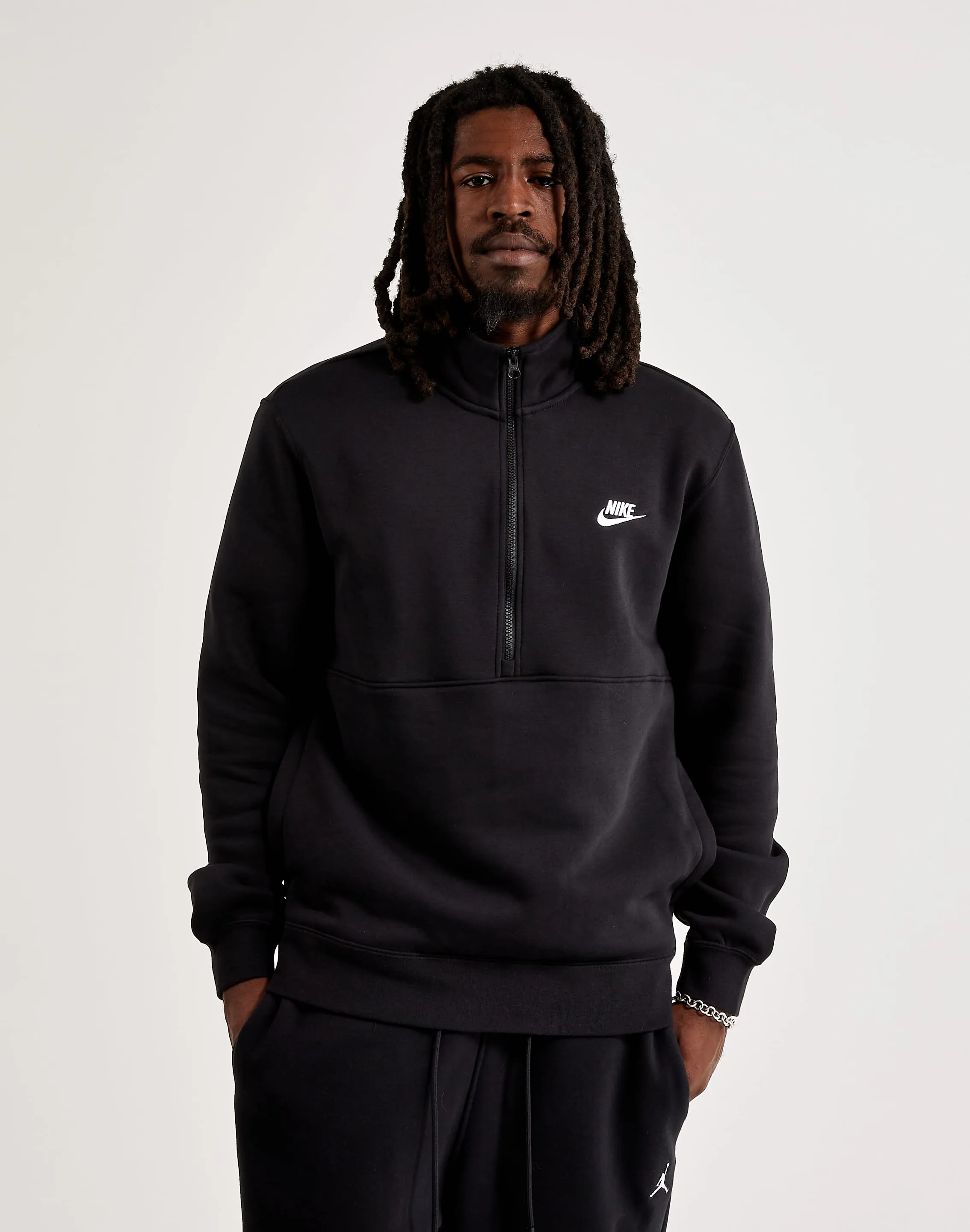 Nike Club Fleece Half-Zip Sweatshirt DoubleStitchedEdges LightweightTextile
