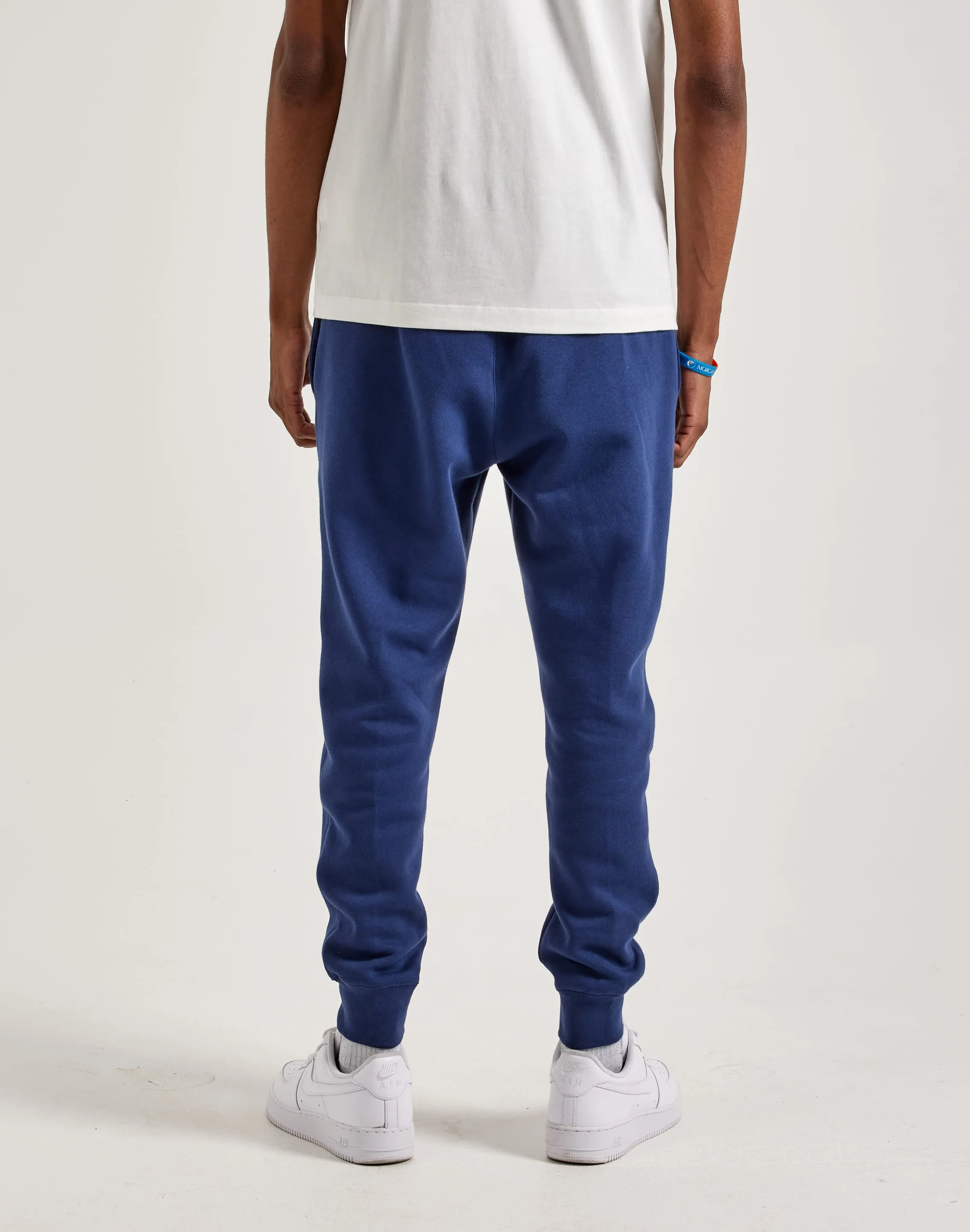 Nike Club Fleece Joggers Smile Ease Dream Feel