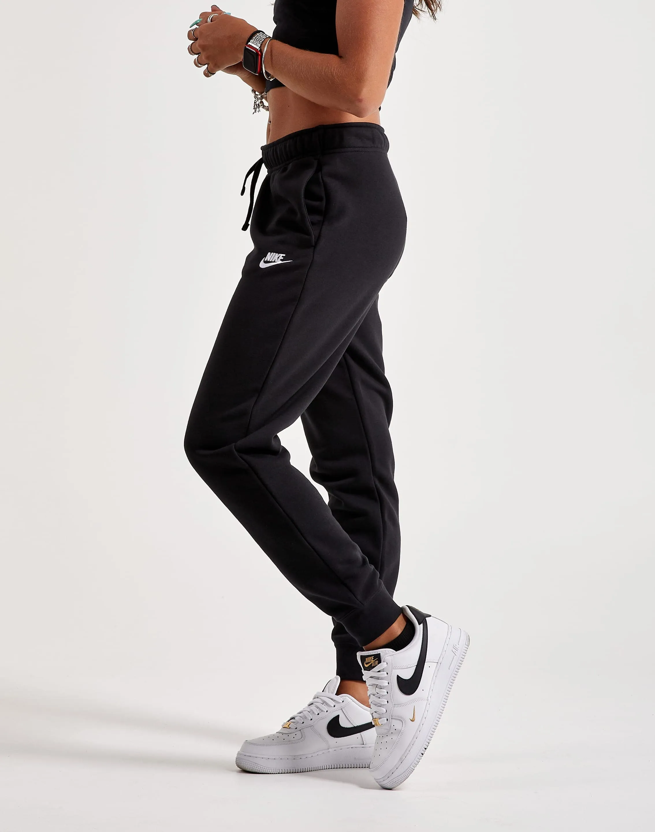 Nike Club Fleece Mid-Rise Pants AntiStatic Material Seamless construction