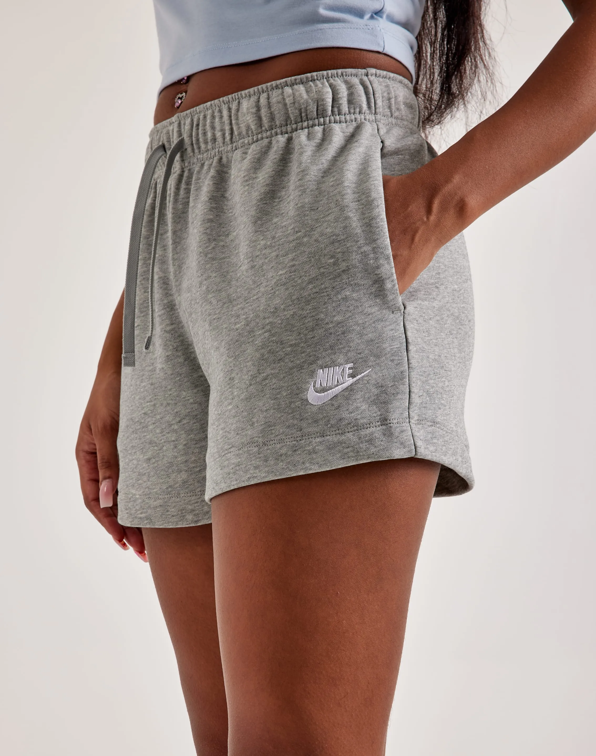 Nike Club Fleece Mid-Rise Shorts AntiSnagTechnology temperature regulation