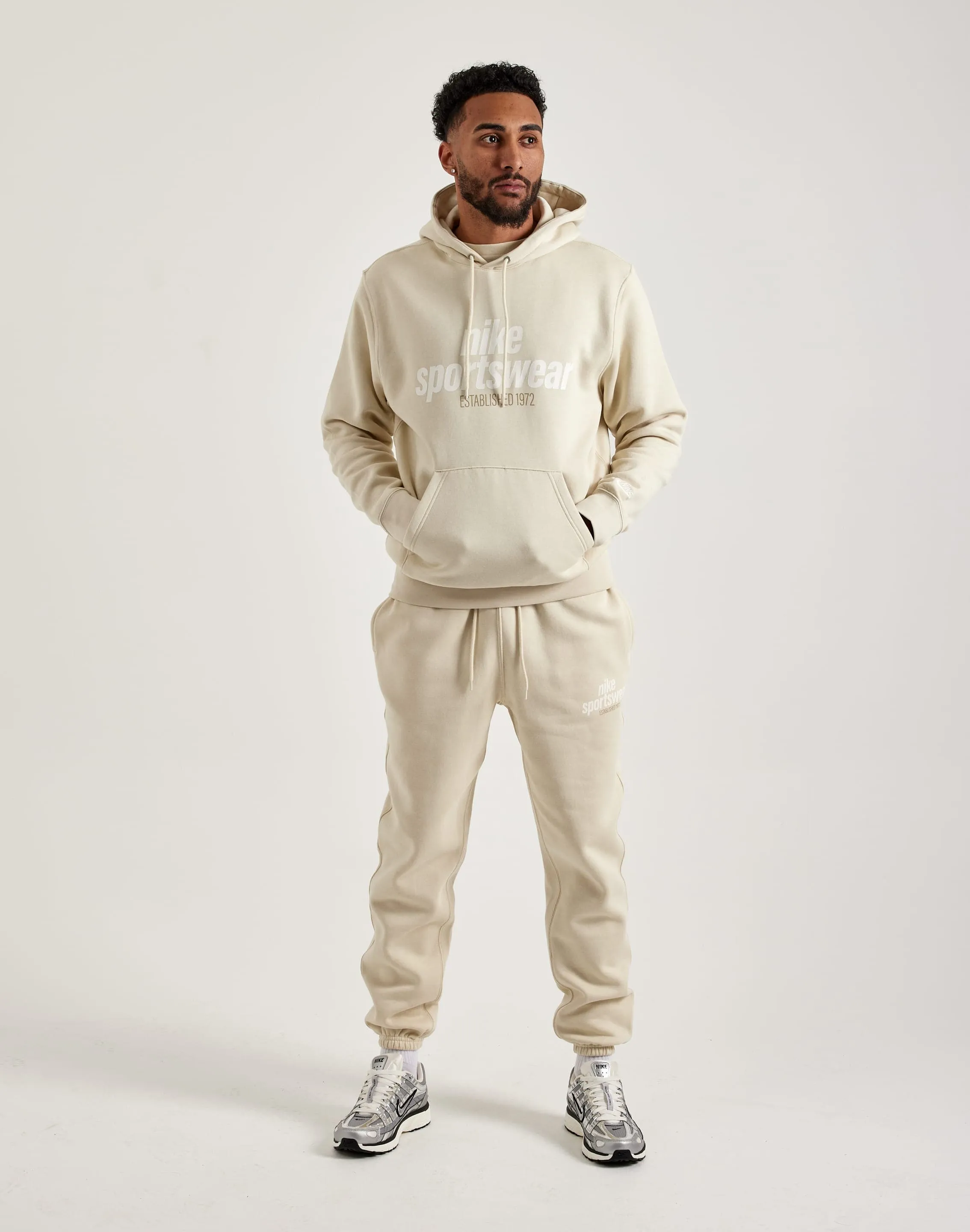 Nike Club Fleece Pullover Hoodie MultiPocket