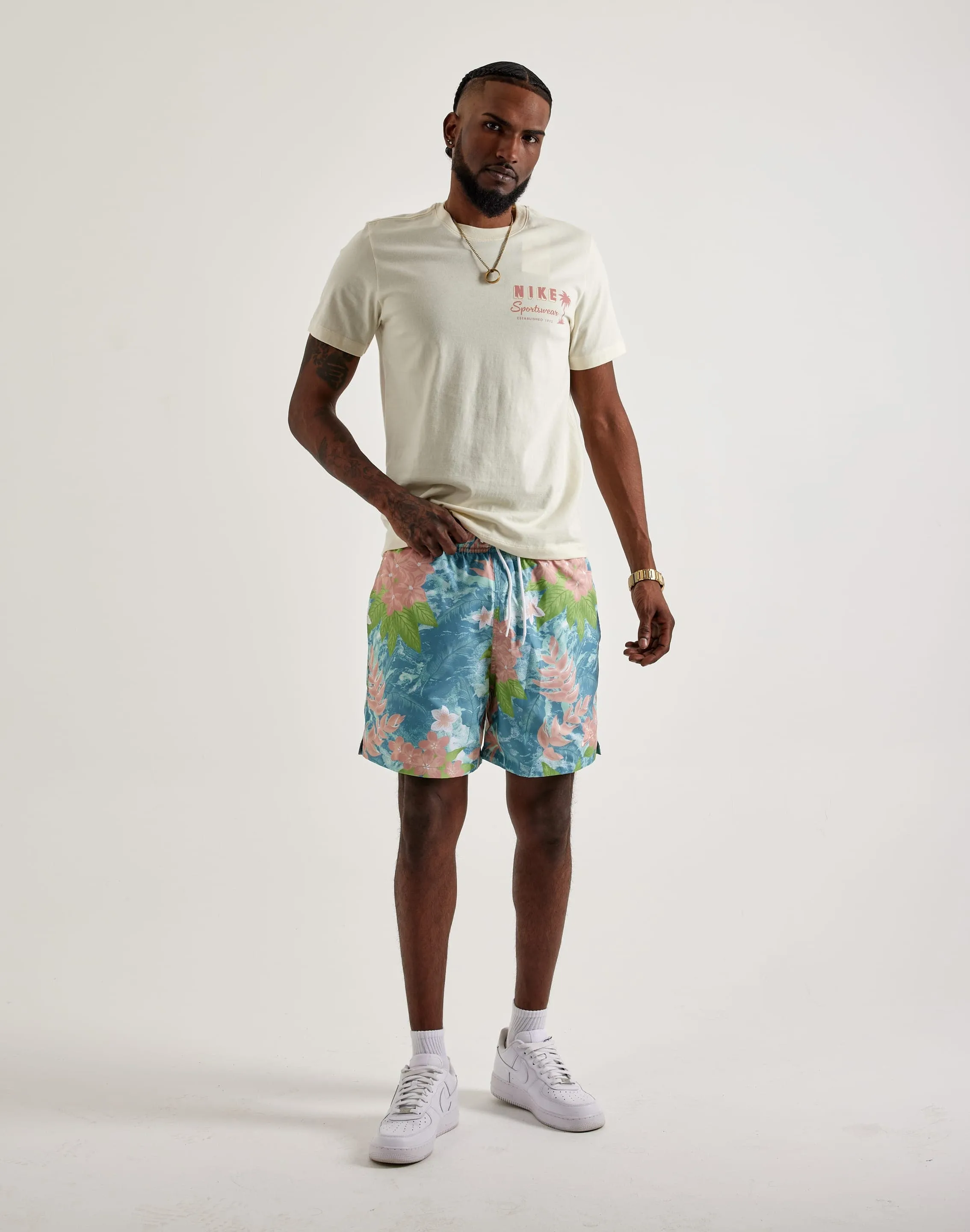 Nike Club Flow Shorts Coastal Chic