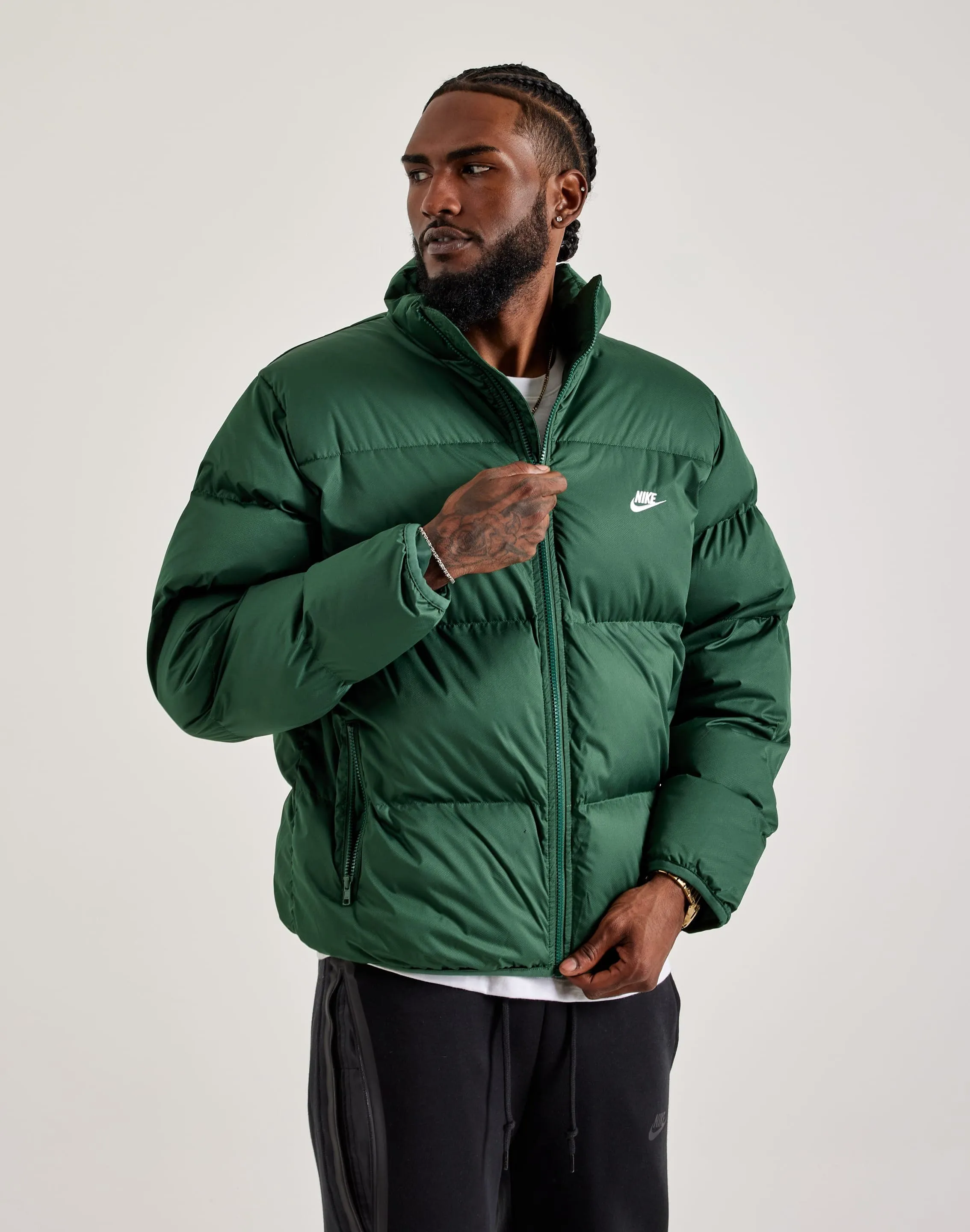 Nike Club Puffer Jacket WaterRepellent StainRepellentSurface