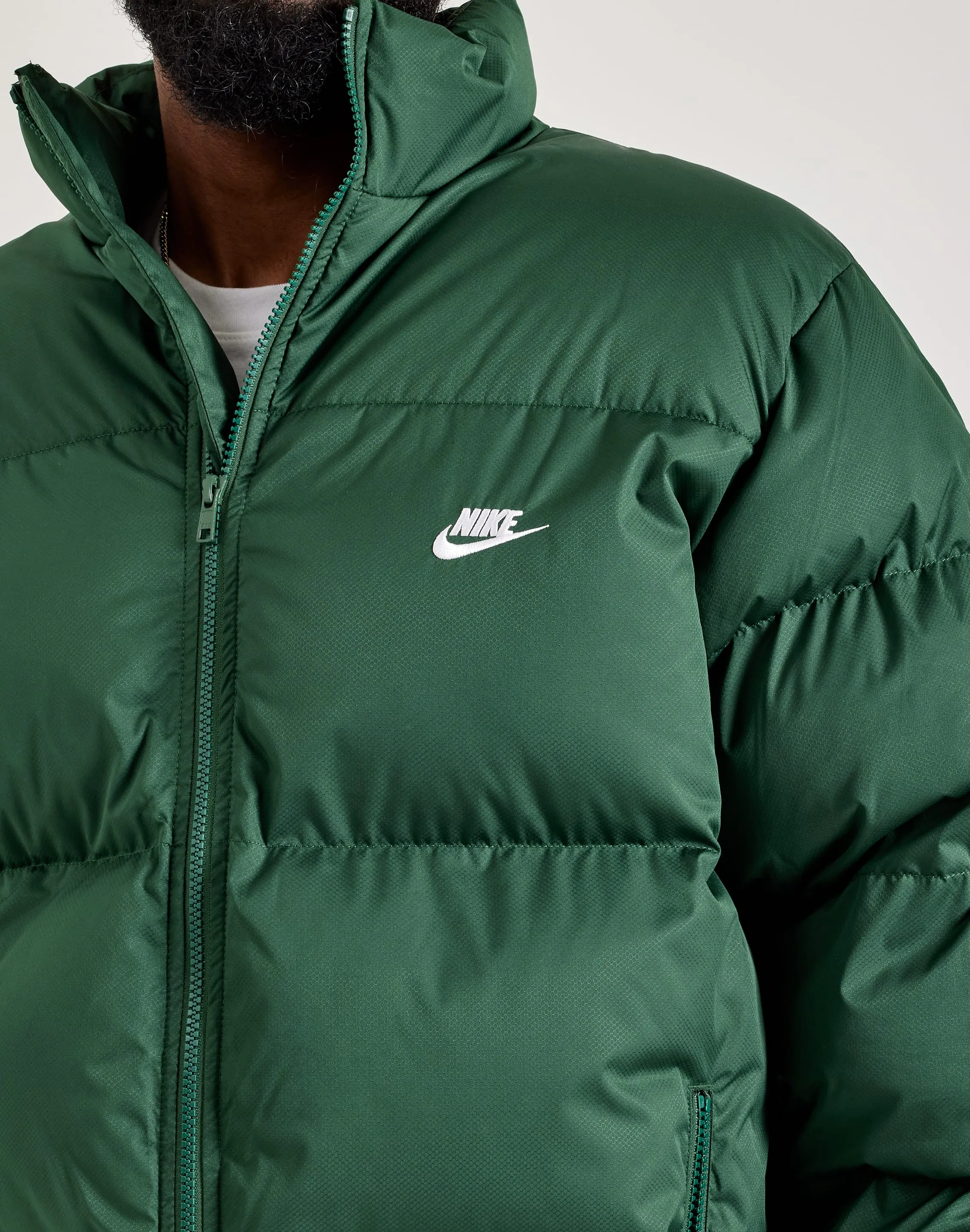 Nike Club Puffer Jacket SeamFreeEngineering elastic waistband