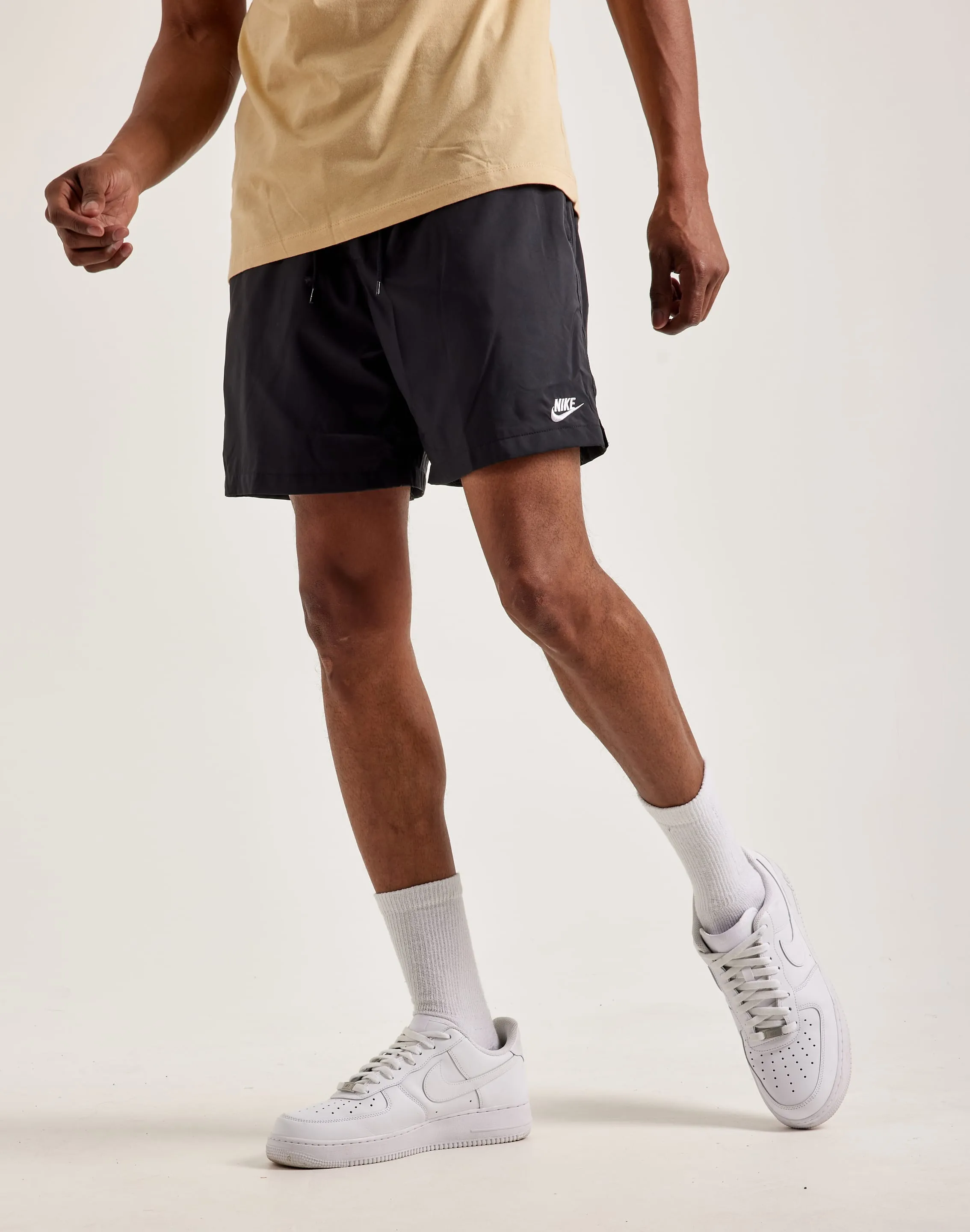Nike Club Woven Flow Shorts Green Fit Fame Glow