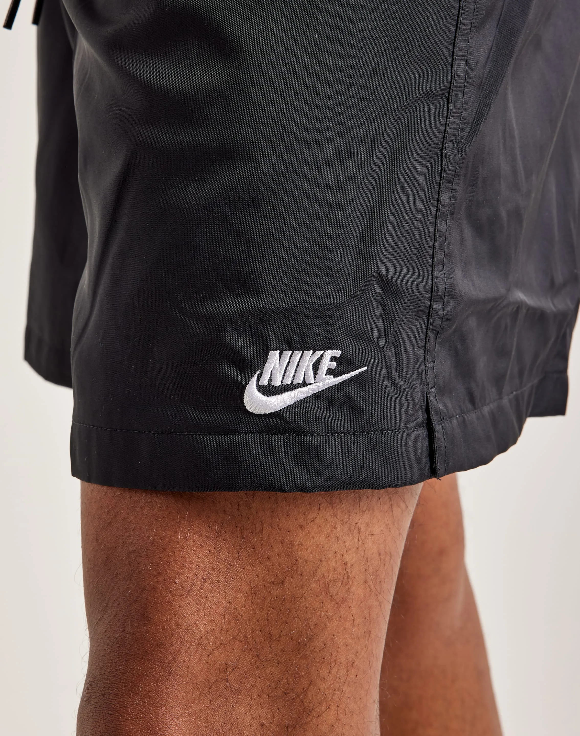NoIrritationSeams Nike Club Woven Flow Shorts