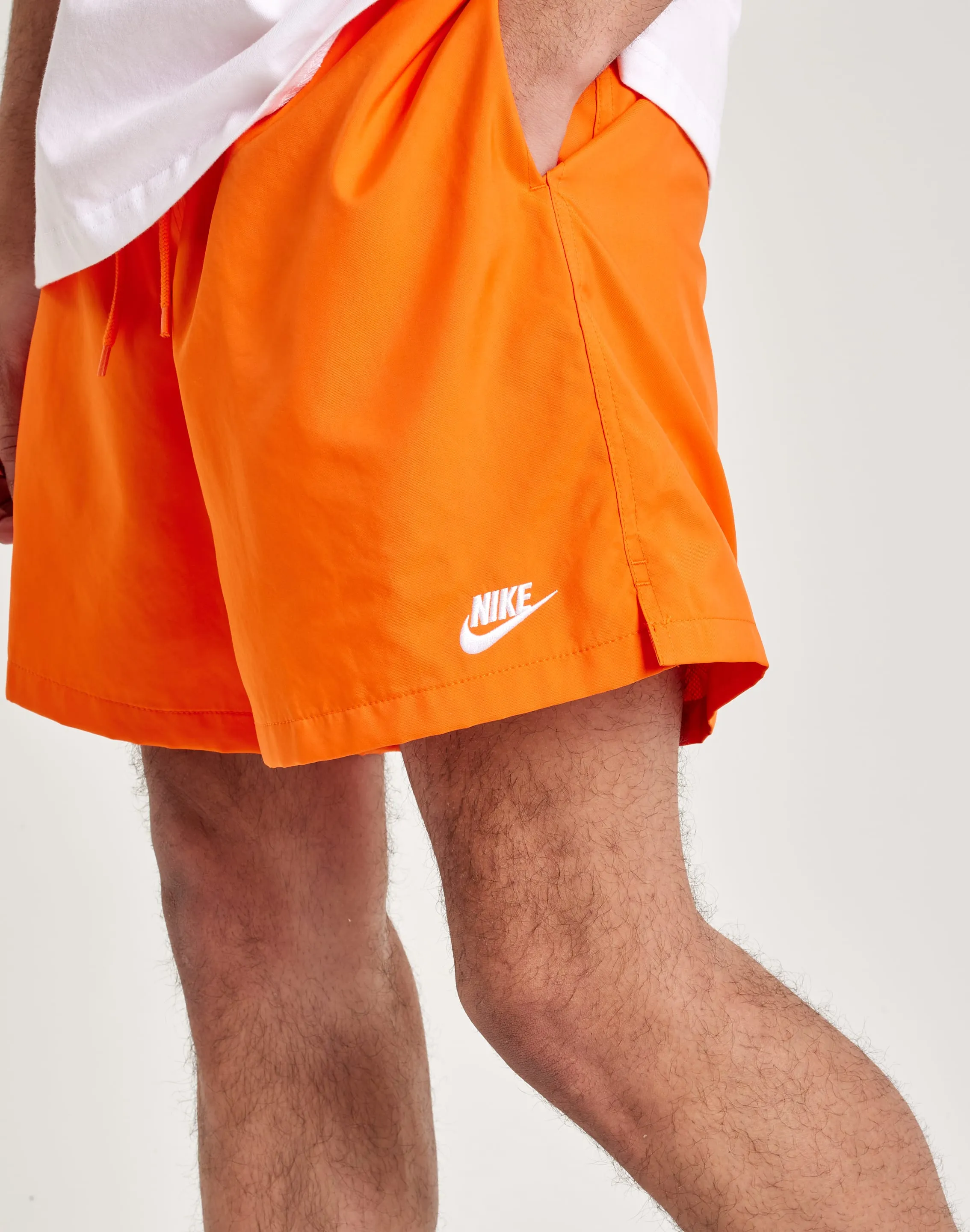 Nike Club Woven Flow Shorts ReinforcedKnees