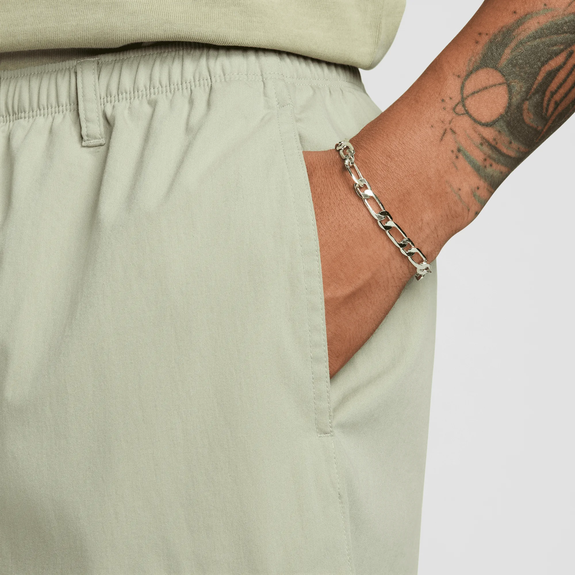 Earth Glow Club Mode NIKE DRAWSTRING CARGO CAMP SHORTS- JADE HORIZON