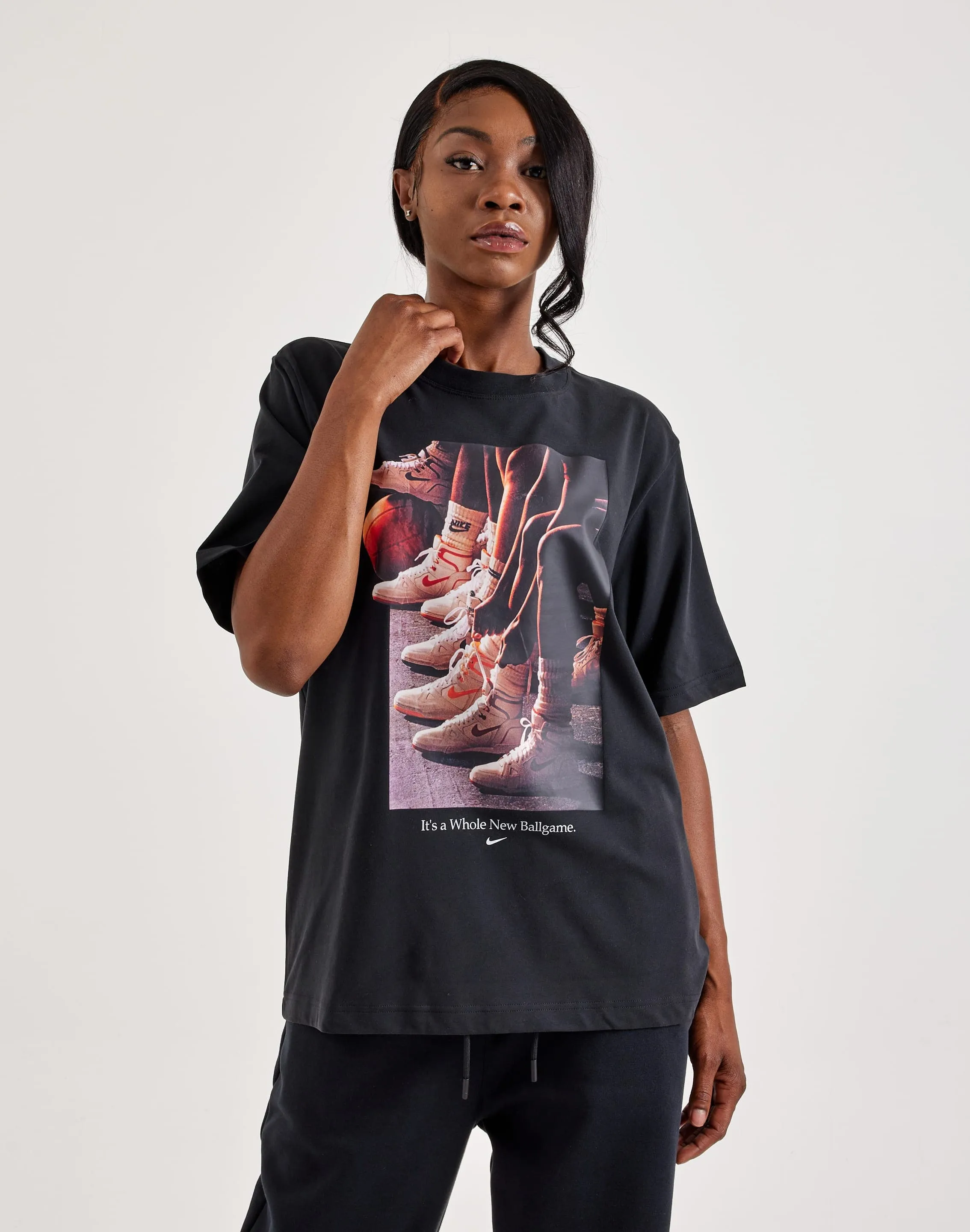 Comfort Fit Nike Dri-FIT Basketball Tee