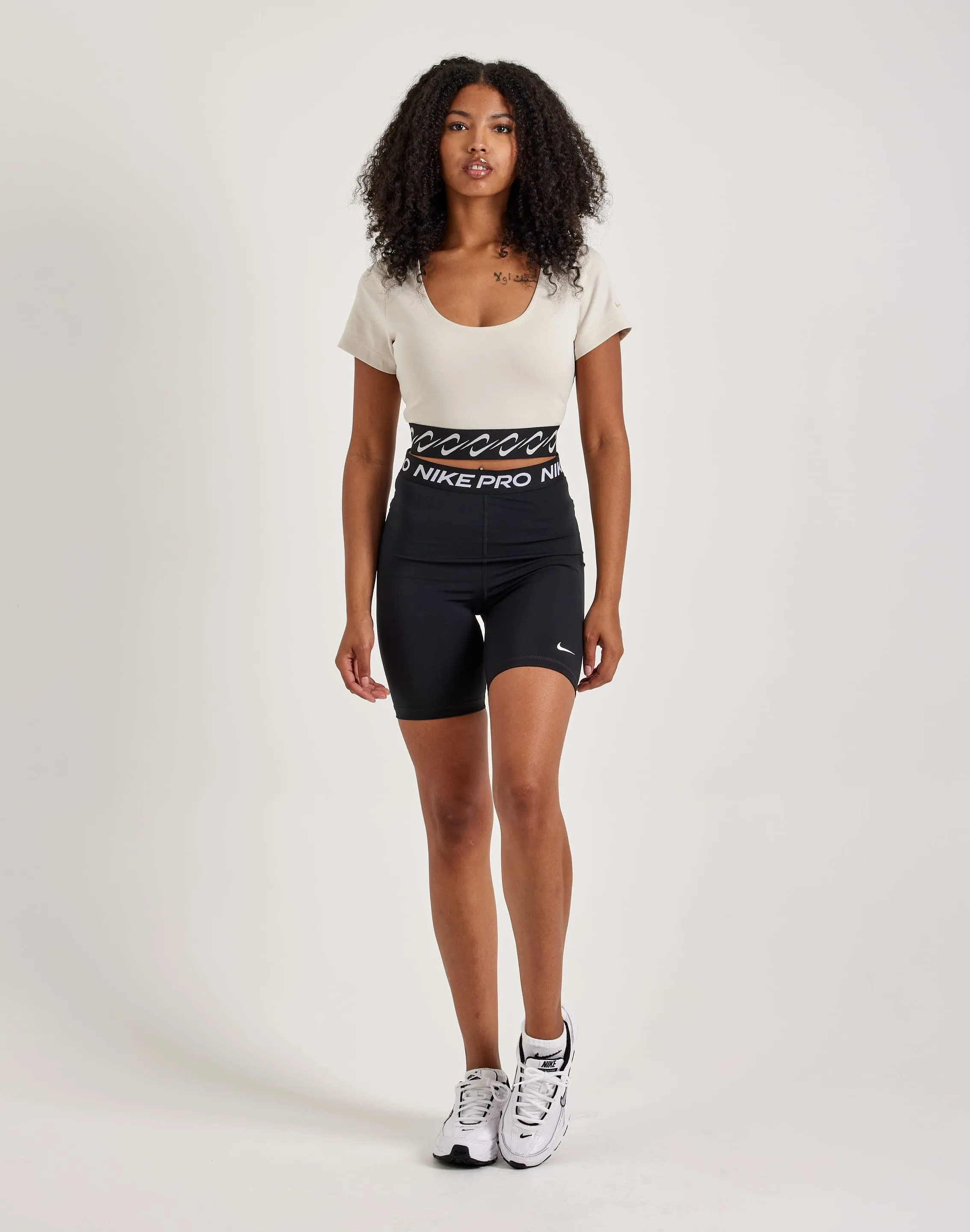 Glass Fit Colorfast Dye Nike Essential Swoosh Top