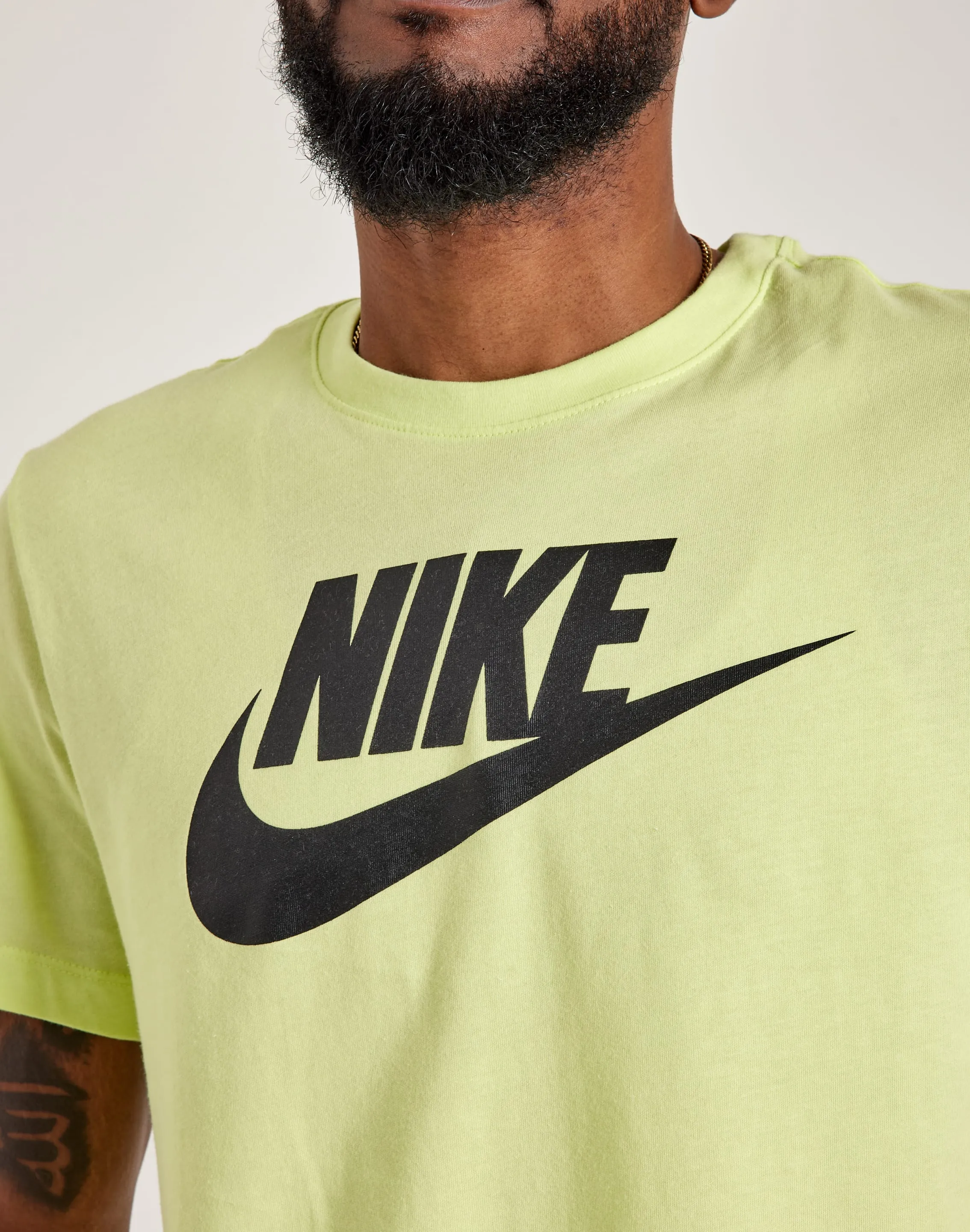 Nike Icon Futura Tee Hotel Style Fire Core
