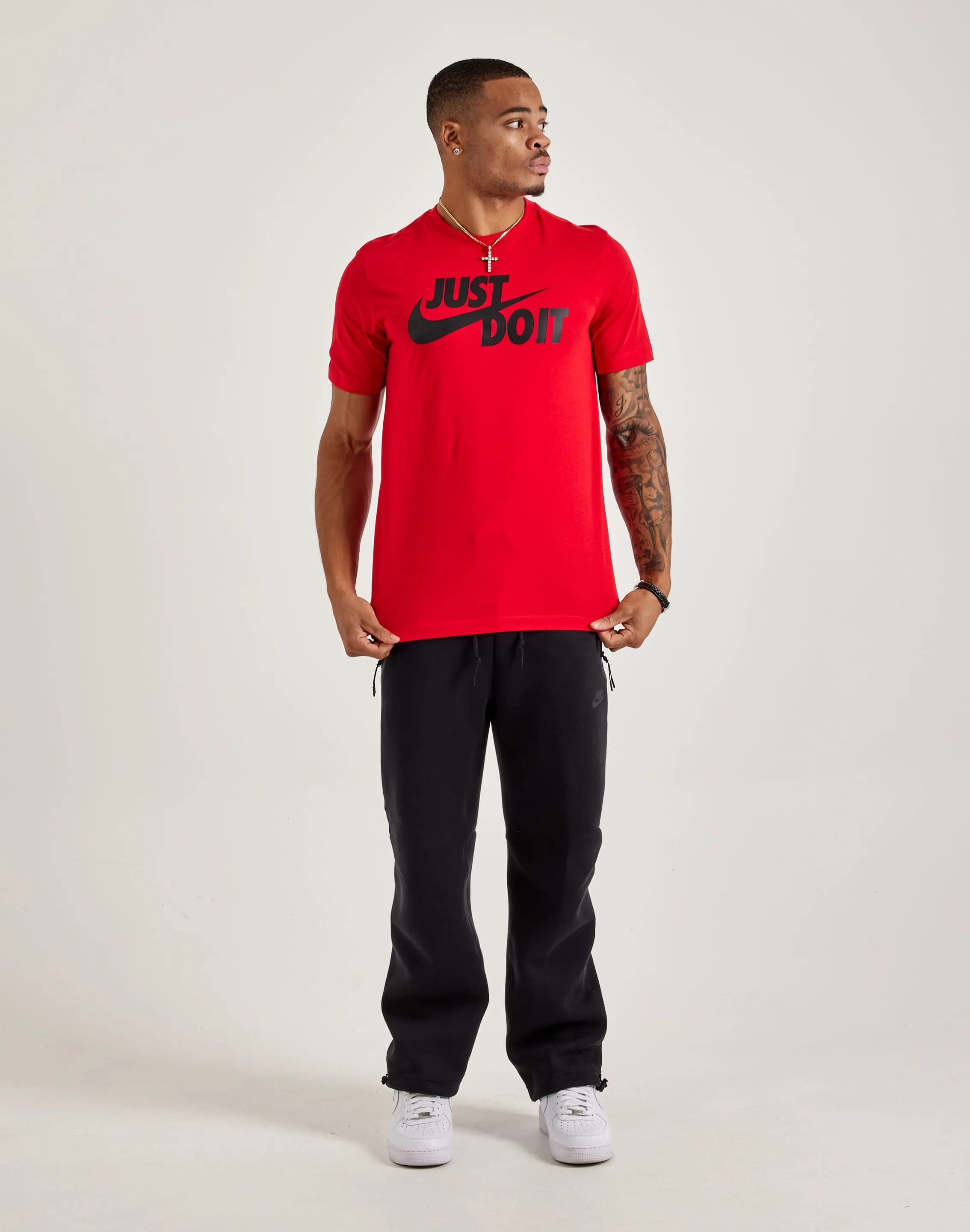 Nike Just Do It Swoosh Tee LightweightInsulation Low Care