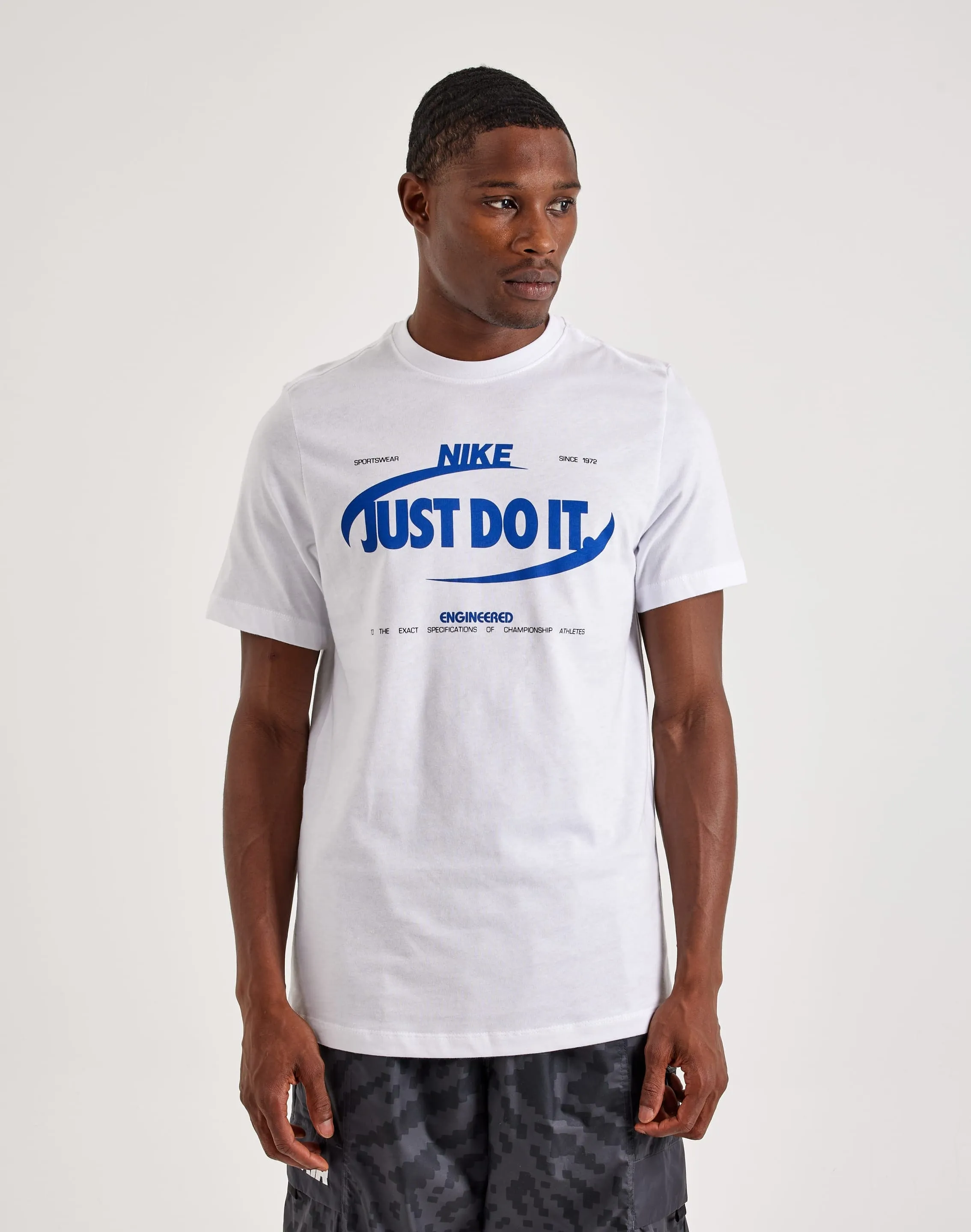 Ventilated Back Panel Nike Just Do It Tee
