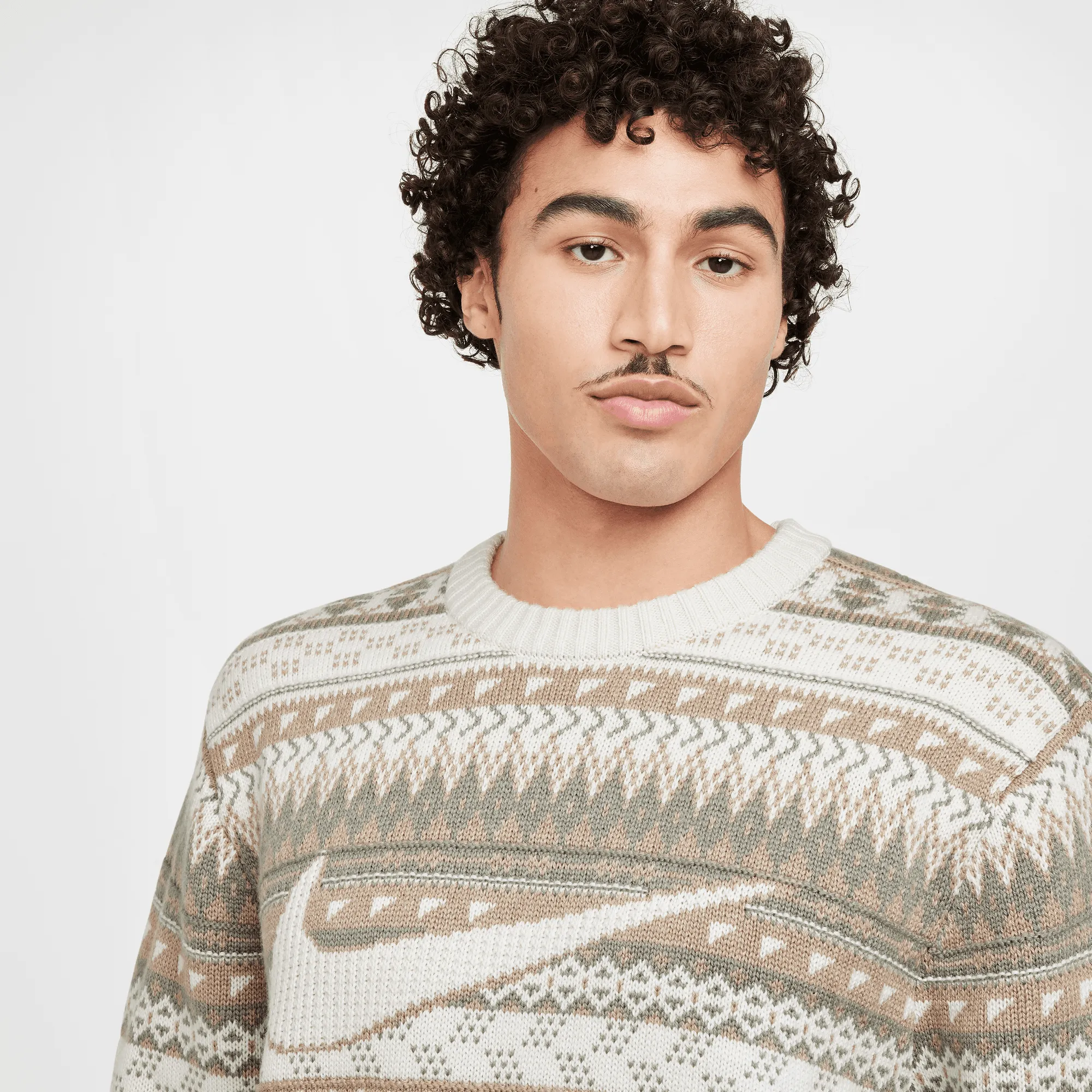 NIKE LIFE FAIR ASLE SWOOSH SWEATER- LIGHT OREWOOD BROWN/ SAIL Story Mood