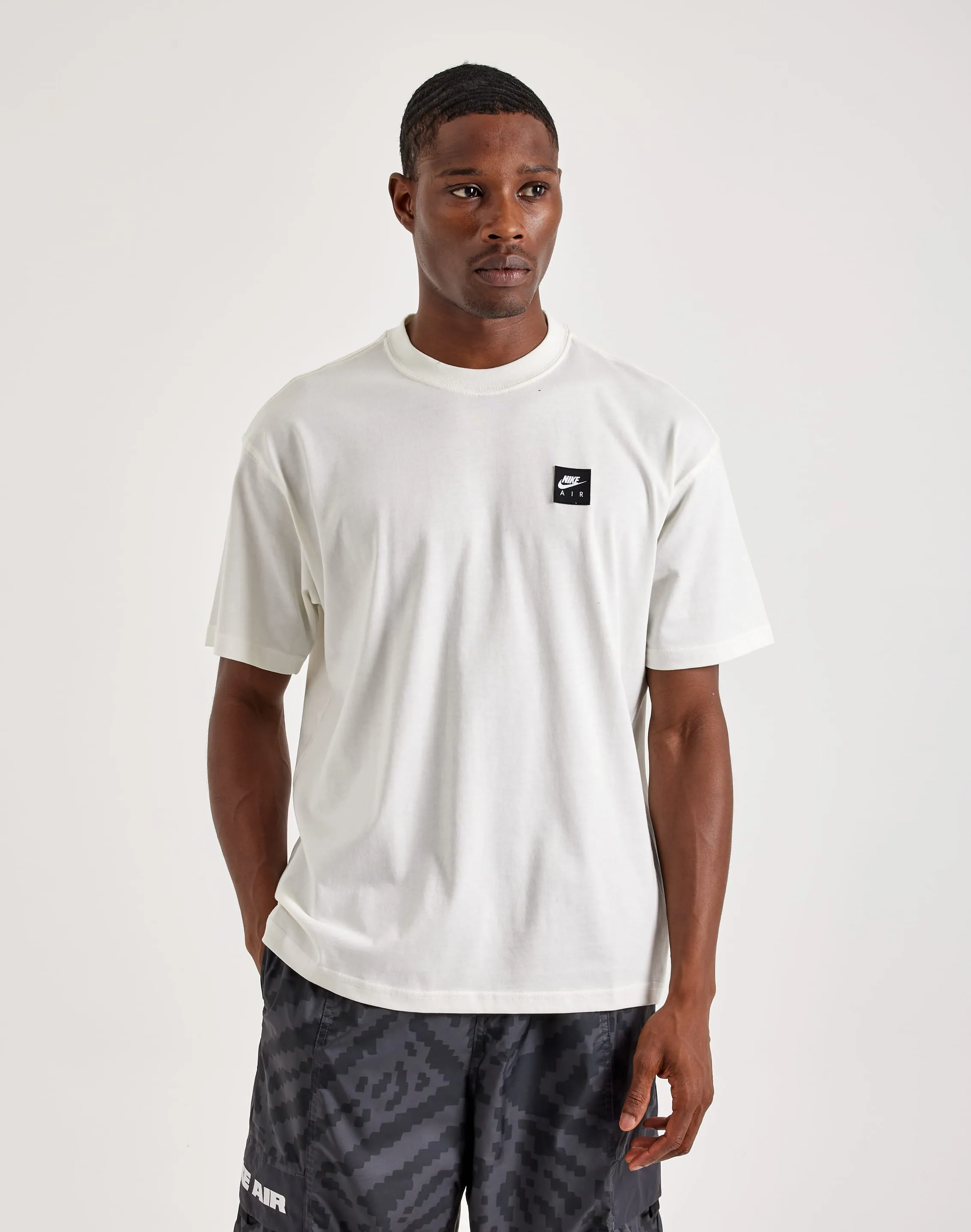 MultiPurposePockets Icon Fit Nike Max90 Tee