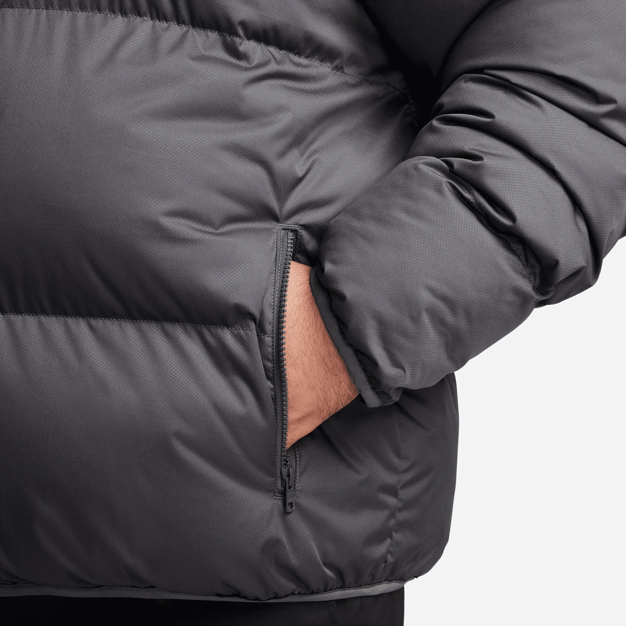 NIKE MENS PUFFER JACKET- IRON GREY Cyber Core
