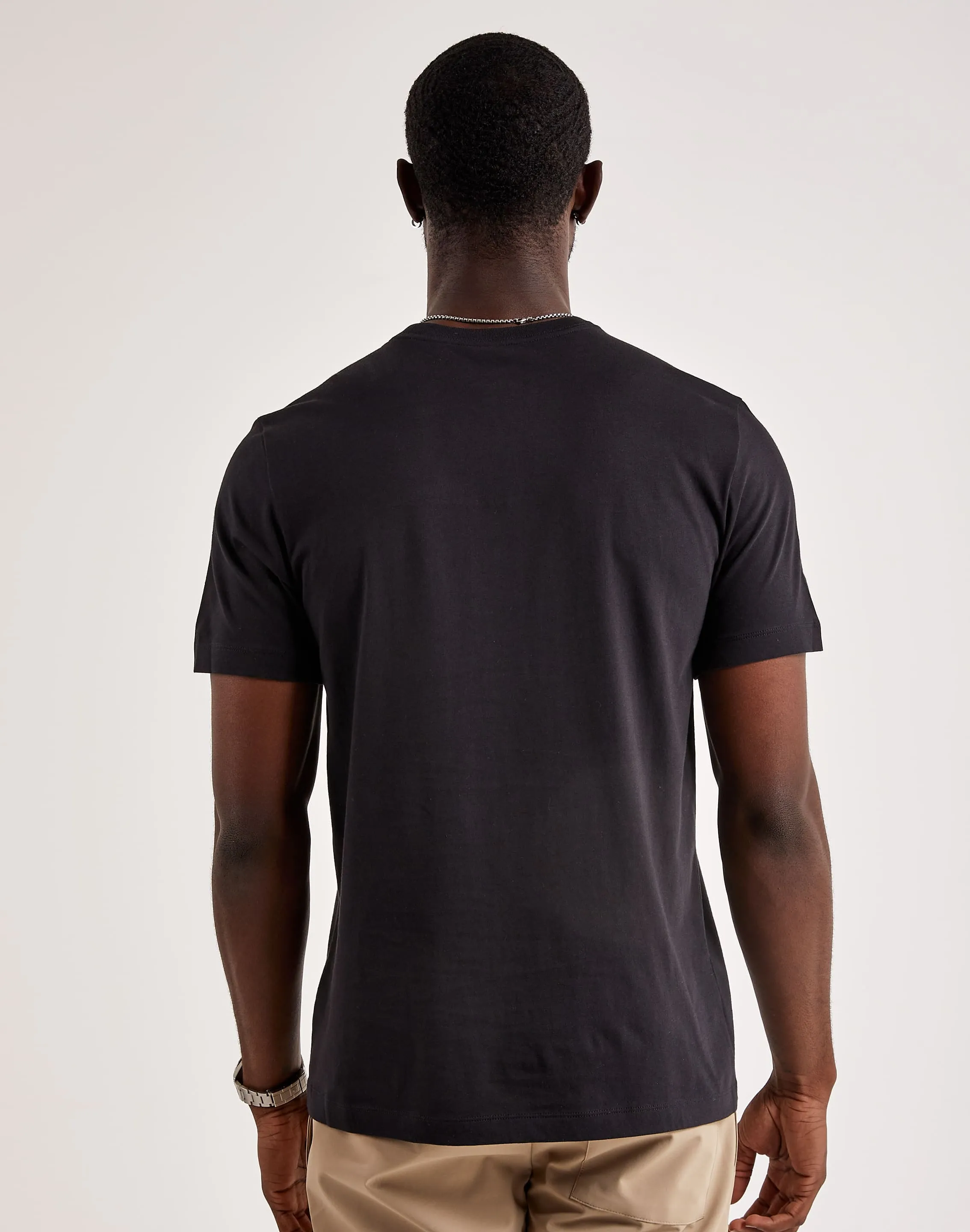 Daily Use Nike Nsw Club Embroidered Futura Tee