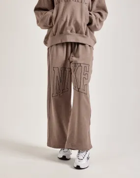 Game Core Nike Oversized Hem French Terry Fleece Pants