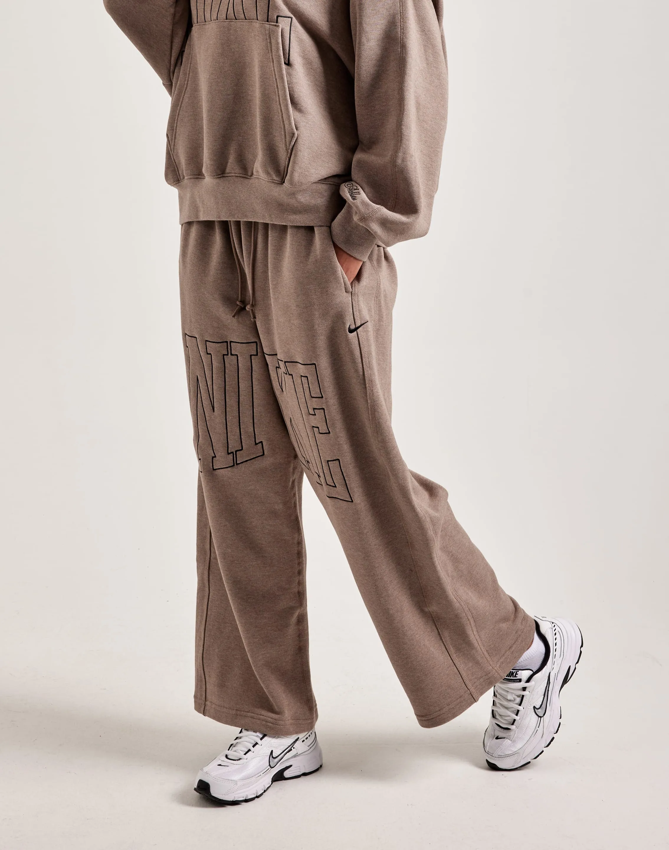 Nike Oversized Hem French Terry Fleece Pants Fast Fit