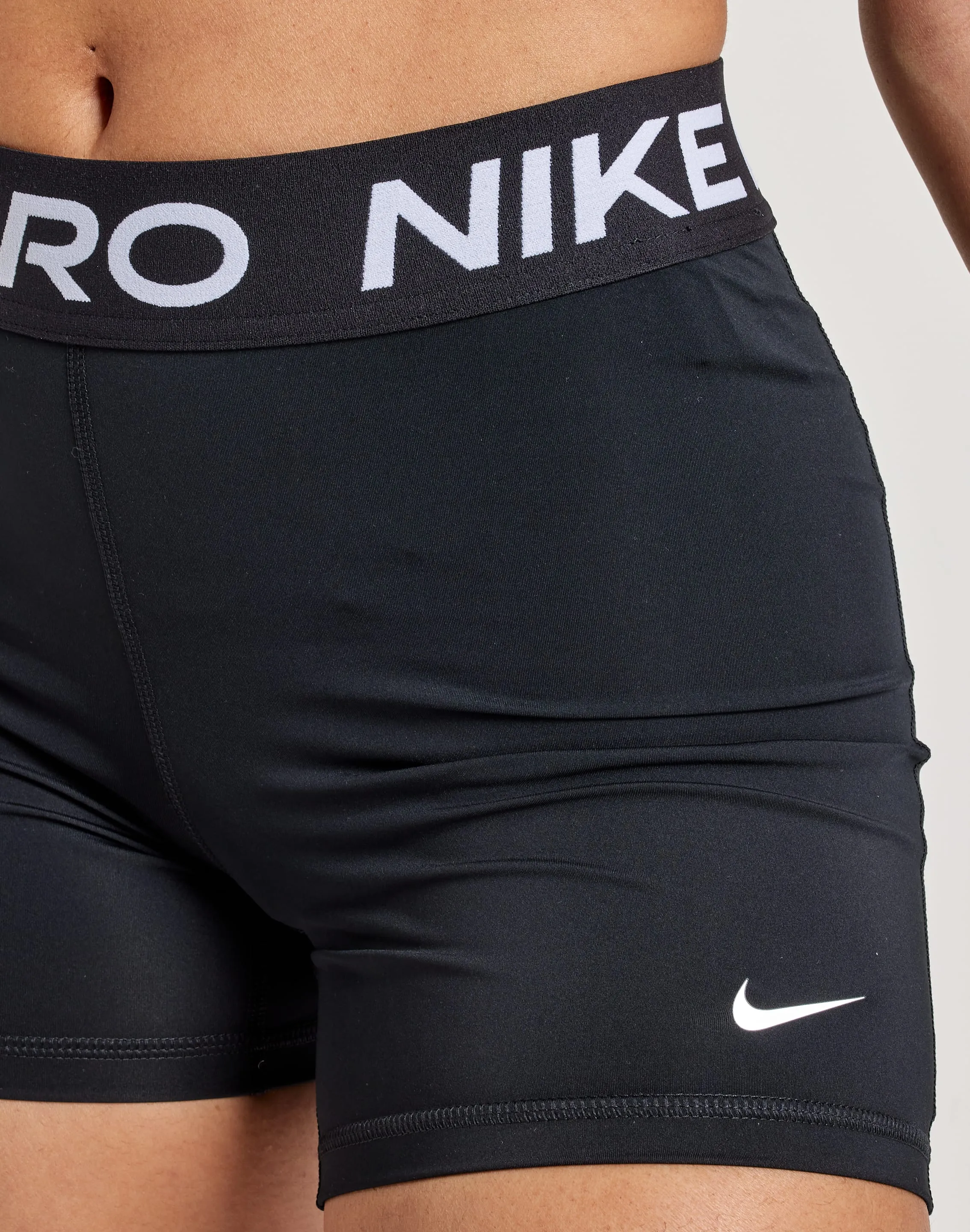 Suburb Ease Lake Mood Nike Pro 365 Shorts