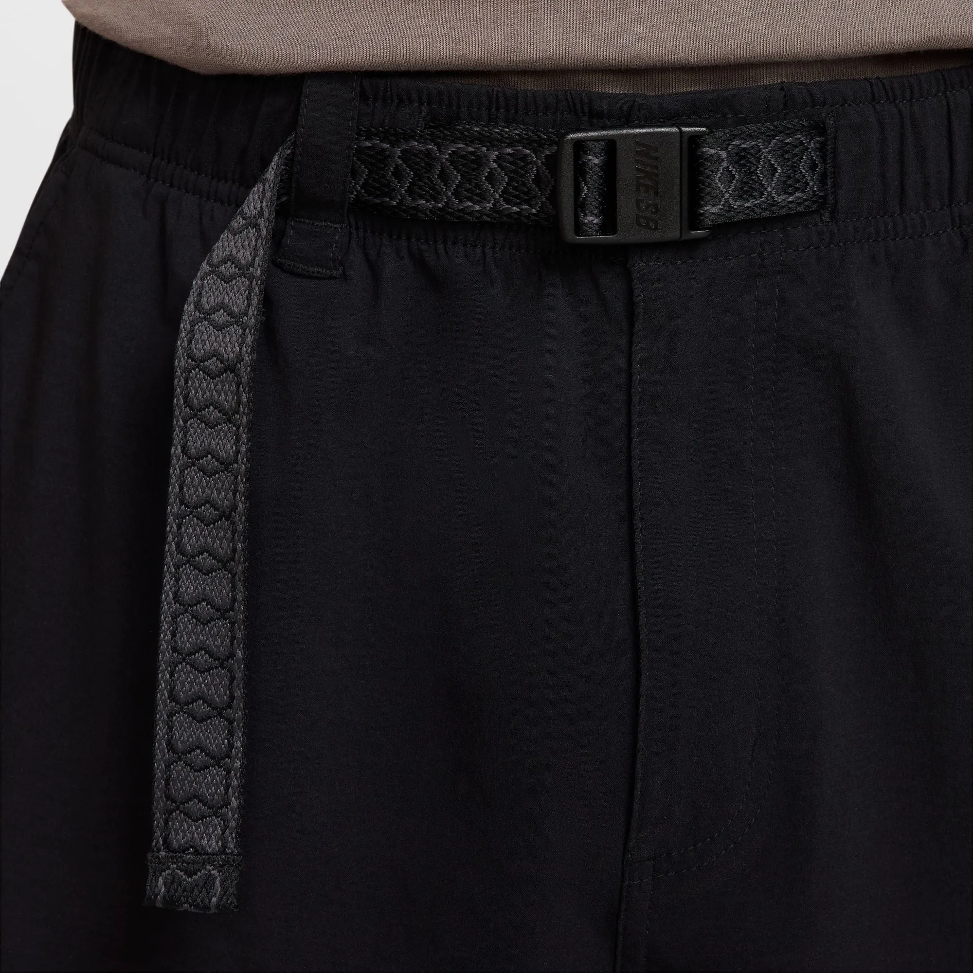 Nike SB Dri-FIT Kearny Cargo Skate Shorts (Black) ConvertibleStyle elastic waistband