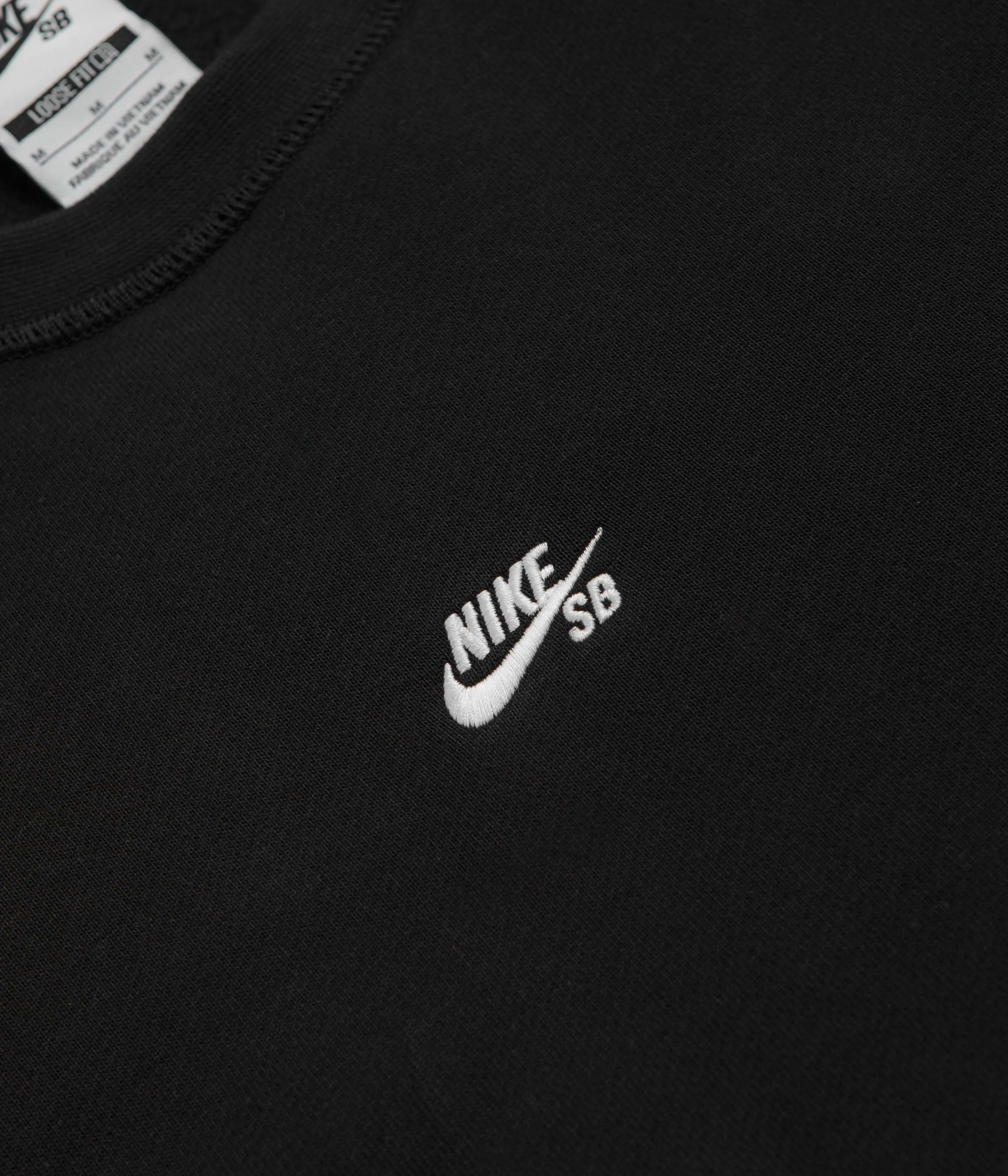 Nike SB Essential Logo Crewneck Sweatshirt - Black / White Layer Chic Neutral palette