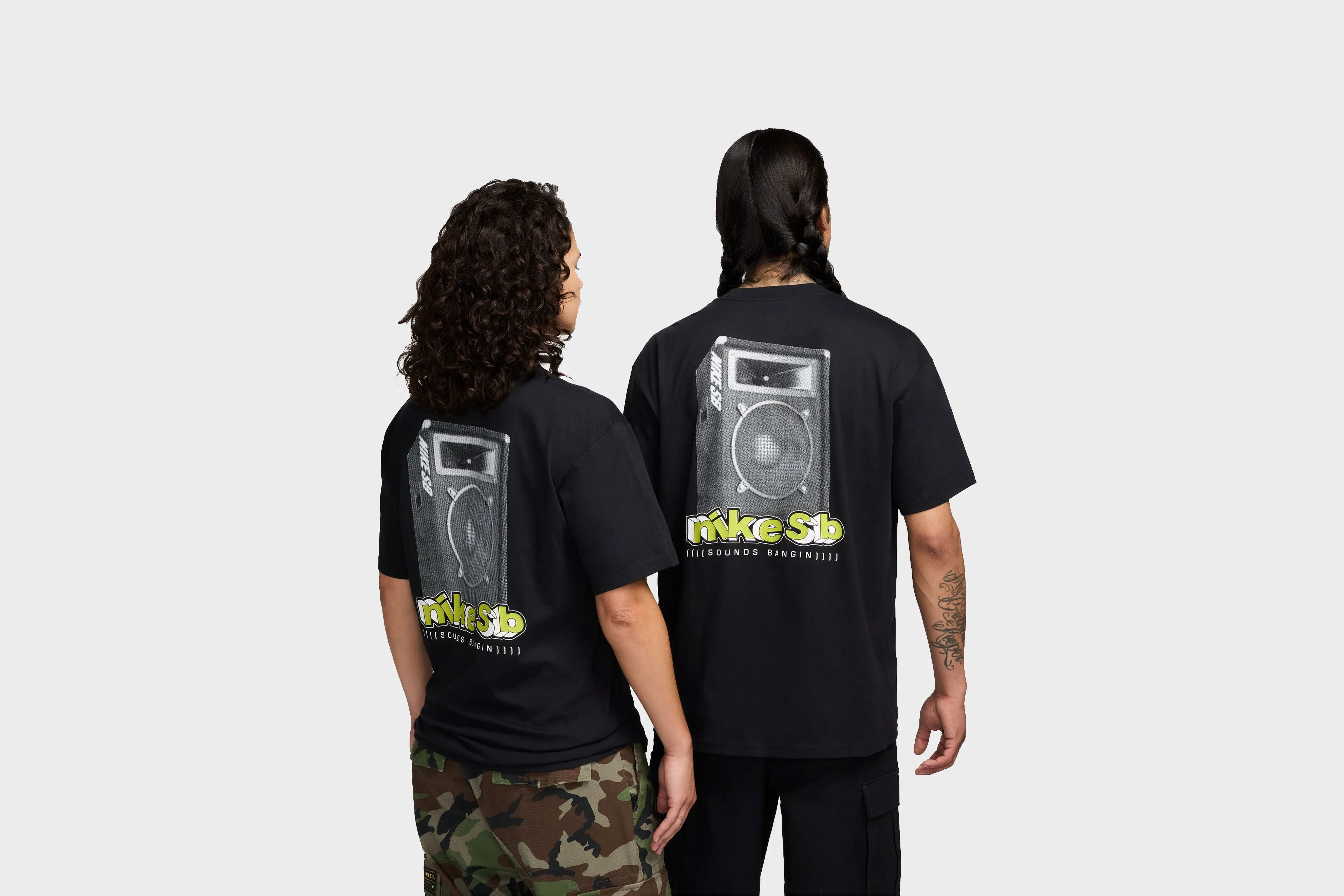 AntiSnagFabric HiddenZipperClosure Nike SB M90 Skate T-Shirt (Black)